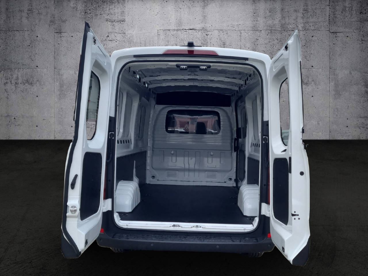 MAXUS Deliver 9 Kaw. L3H2 2.0 TD Luxury-image-8