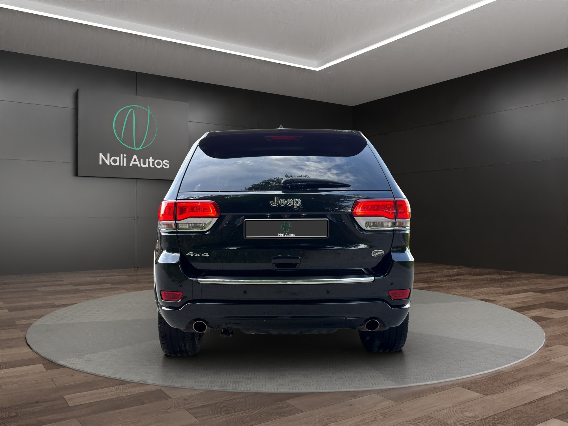 JEEP Grand Cherokee 3.0 CRD Overland Automatic-showroom-element-3