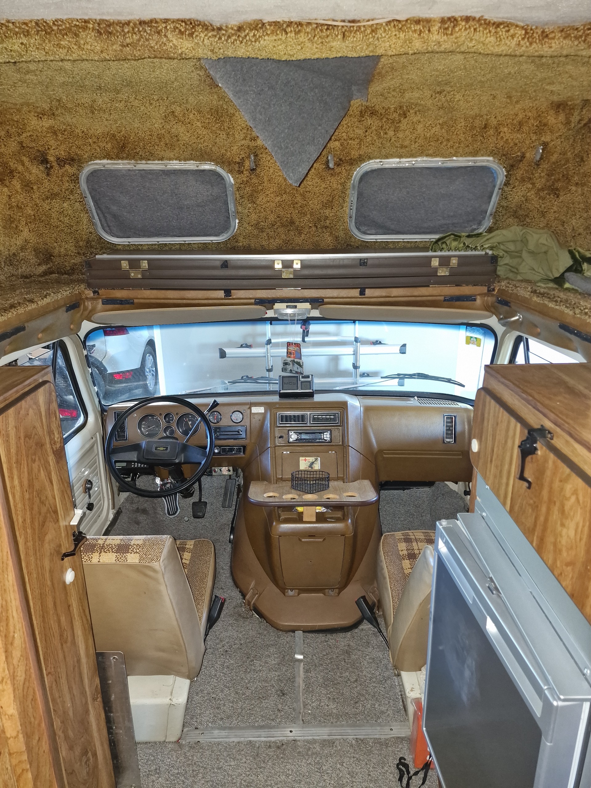 CHEVROLET G-Van-image-8