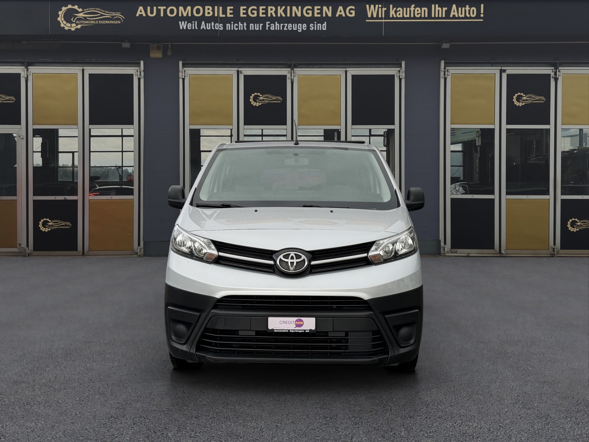 TOYOTA Proace Verso 2.0 D-4D 4x4 Trend Long-showroom-element-1