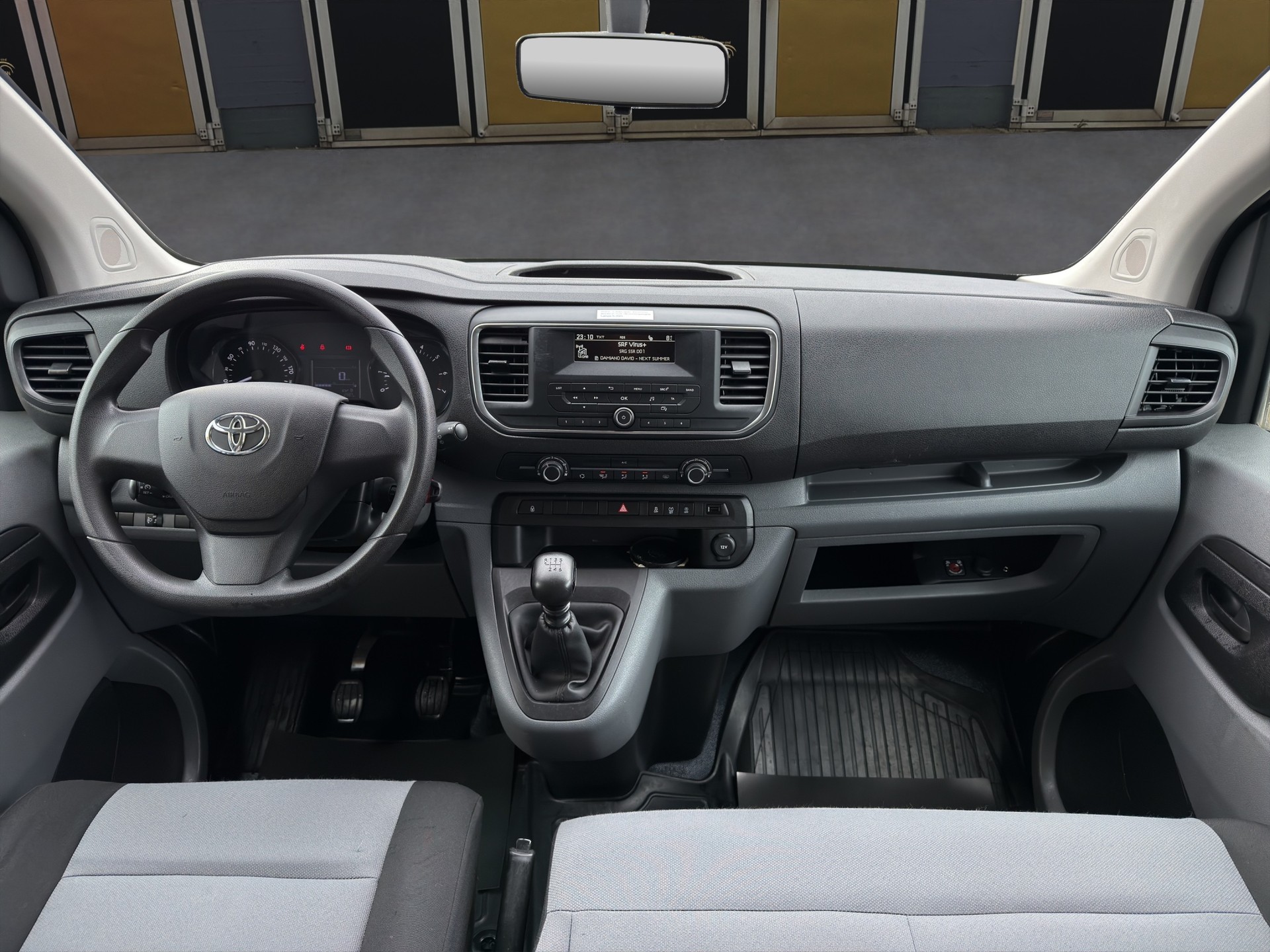 TOYOTA Proace Verso 2.0 D-4D 4x4 Trend Long-image-10
