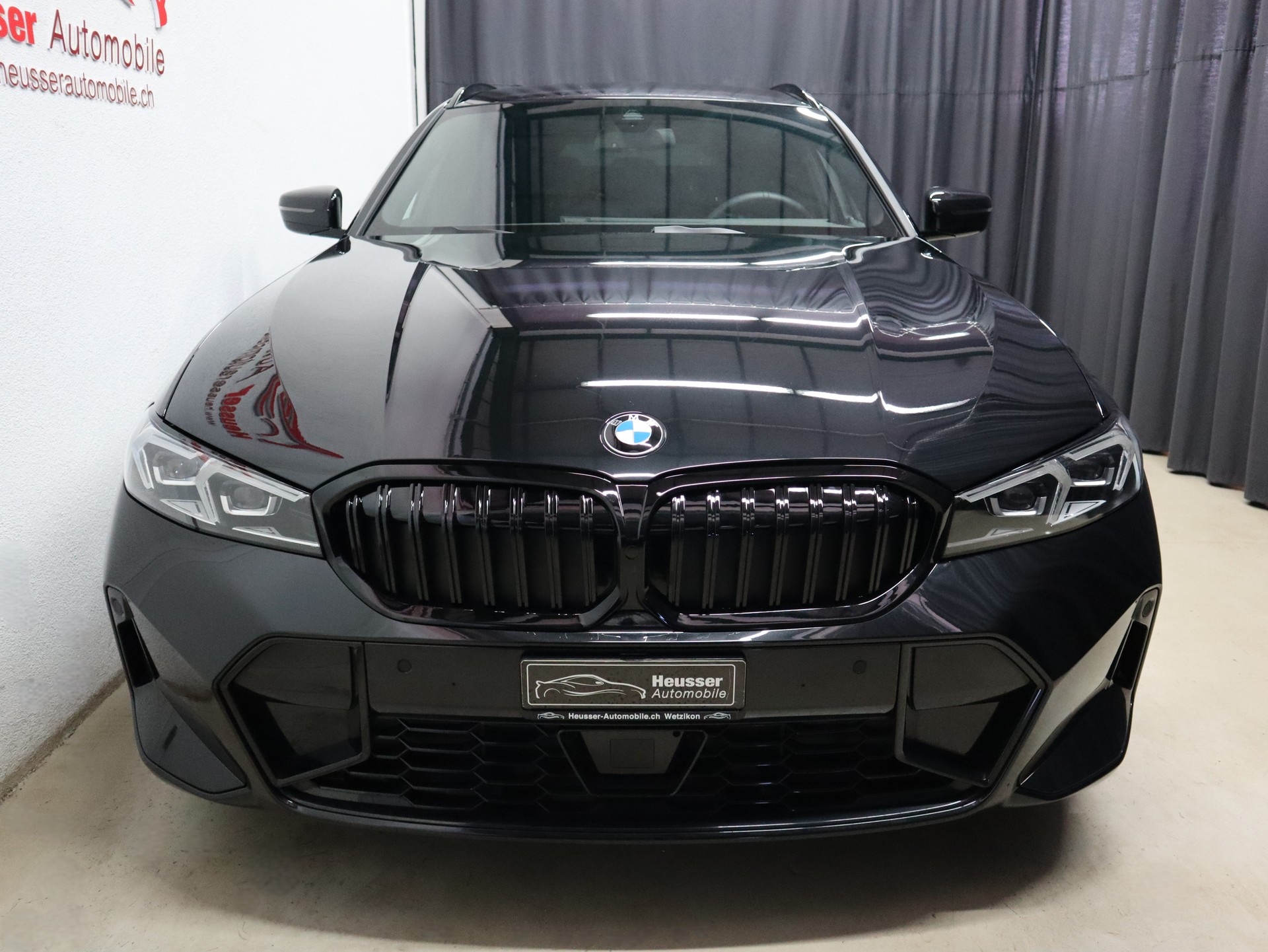BMW 330i Touring xDrive Steptronic M Sport - Live Cockpit - Navi - Kamera - 245 PS-image-6