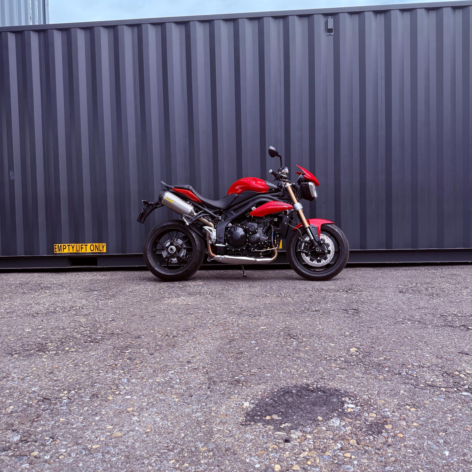 TRIUMPH Speed Triple 1050 ABS-image-0