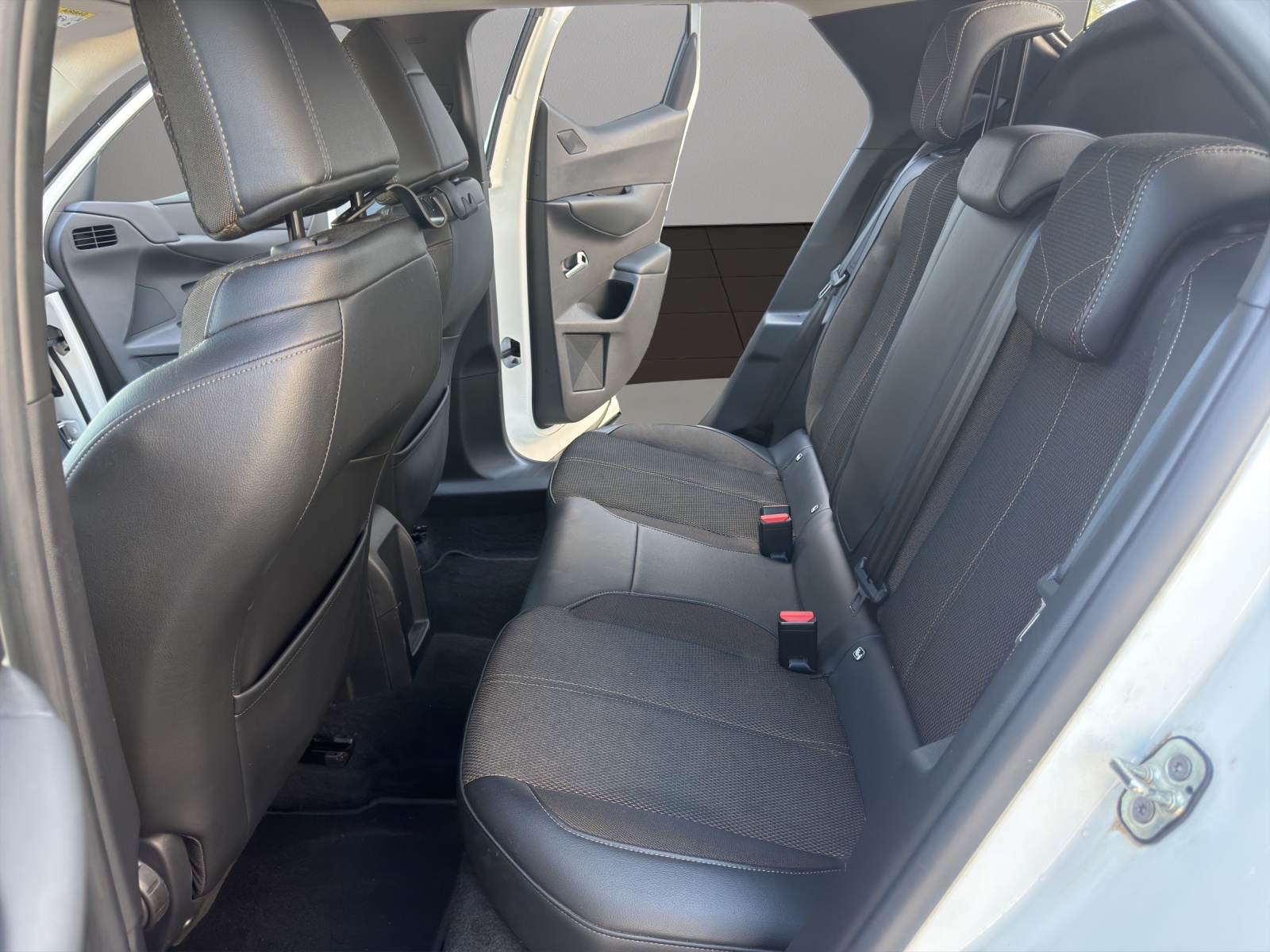 DS AUTOMOBILES DS 3 Crossback 1.2 PureTech Bastille-image-12