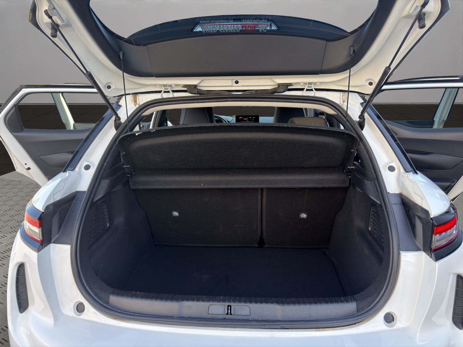 DS AUTOMOBILES DS 3 Crossback 1.2 PureTech Bastille-image-18