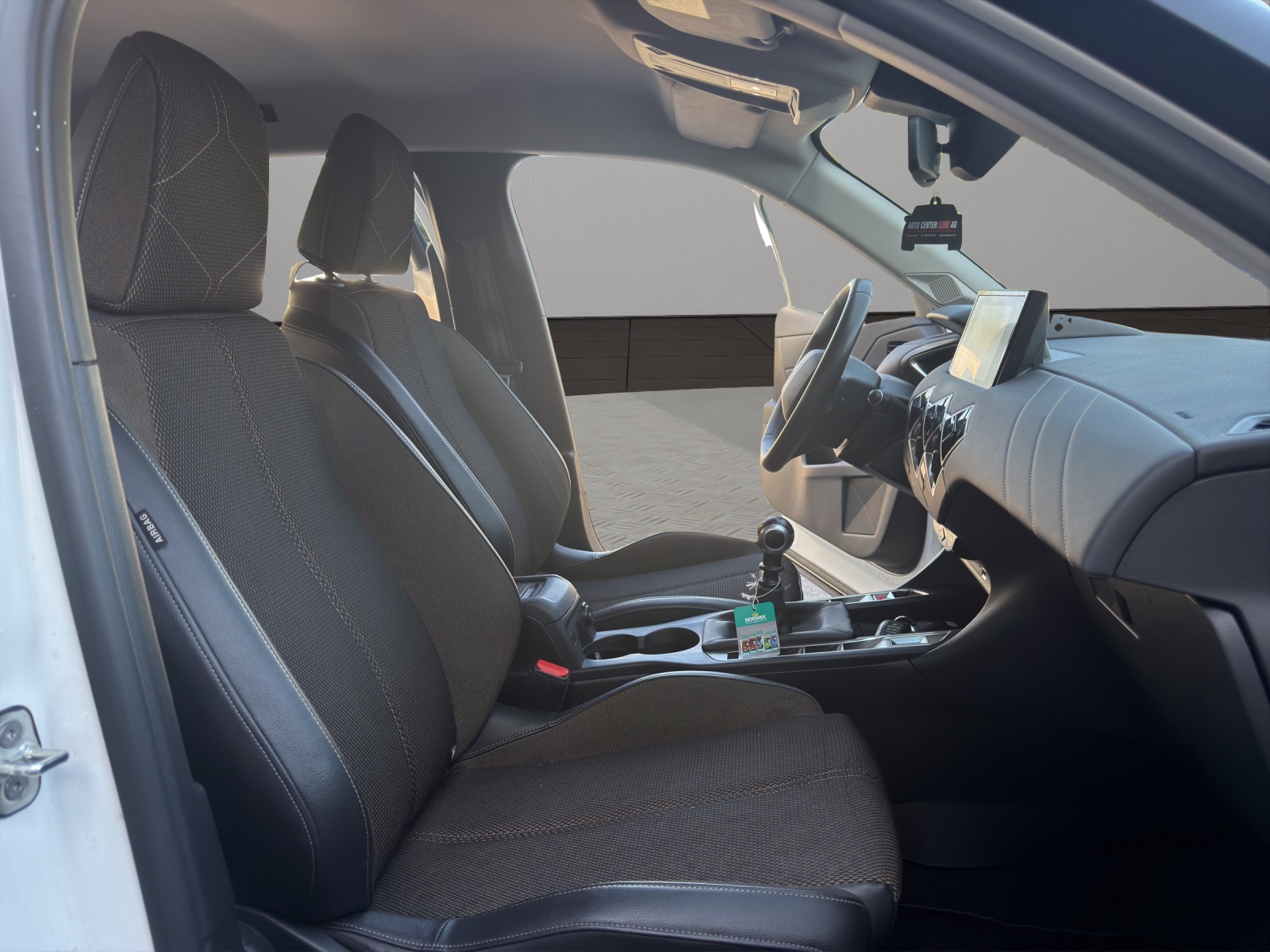 DS AUTOMOBILES DS 3 Crossback 1.2 PureTech Bastille-image-16