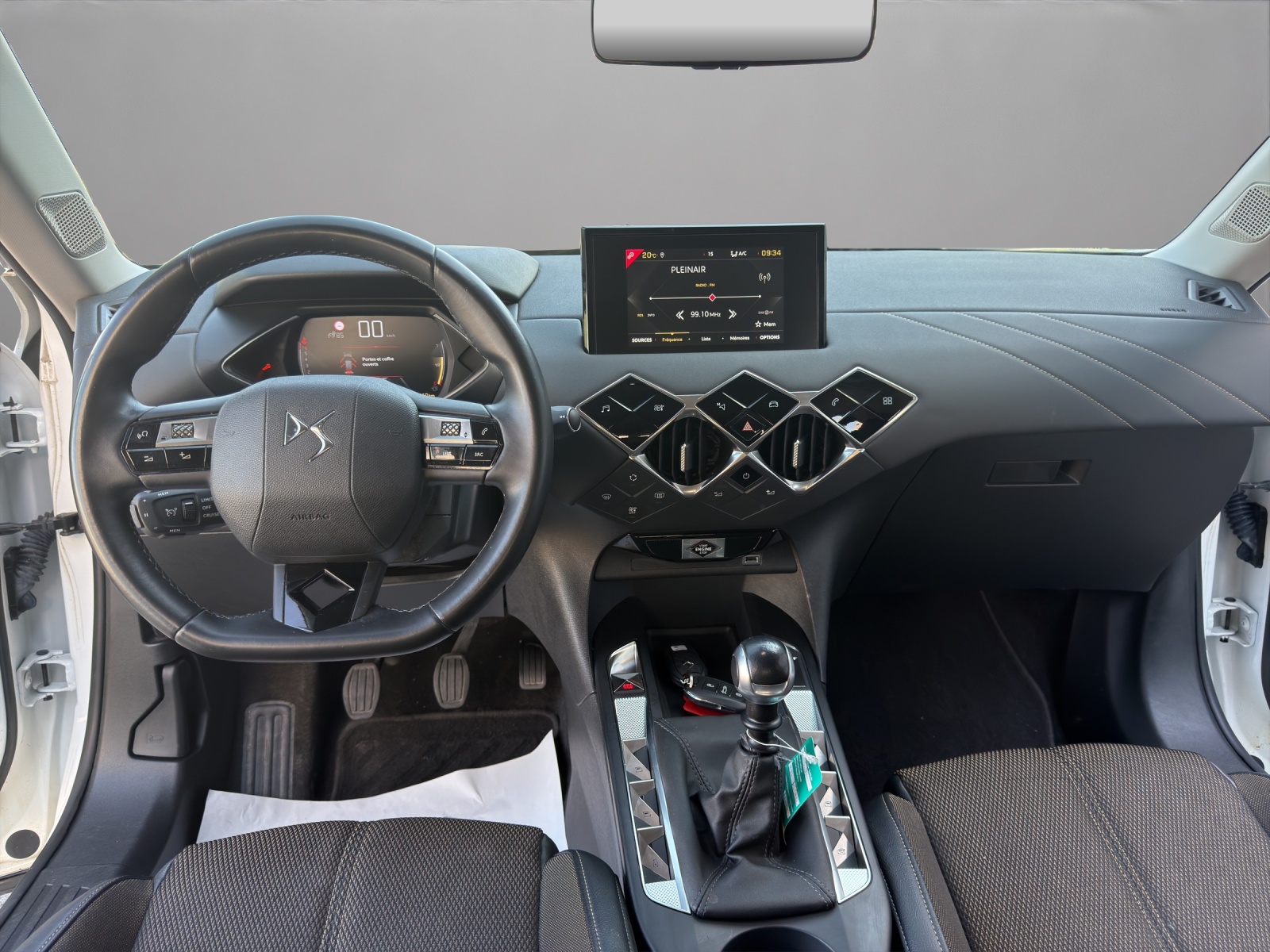 DS AUTOMOBILES DS 3 Crossback 1.2 PureTech Bastille-image-13
