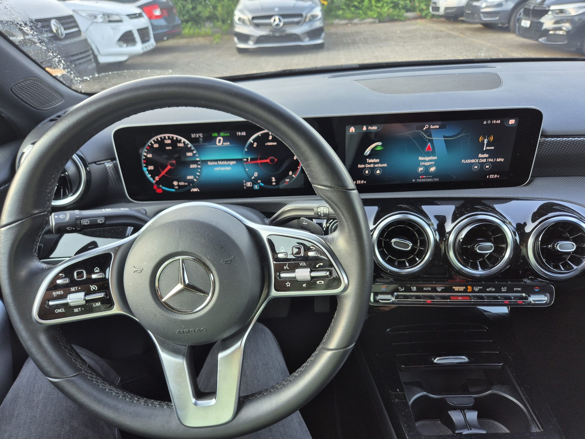 MERCEDES-BENZ A 180 d Style 7G-DCT-image-8