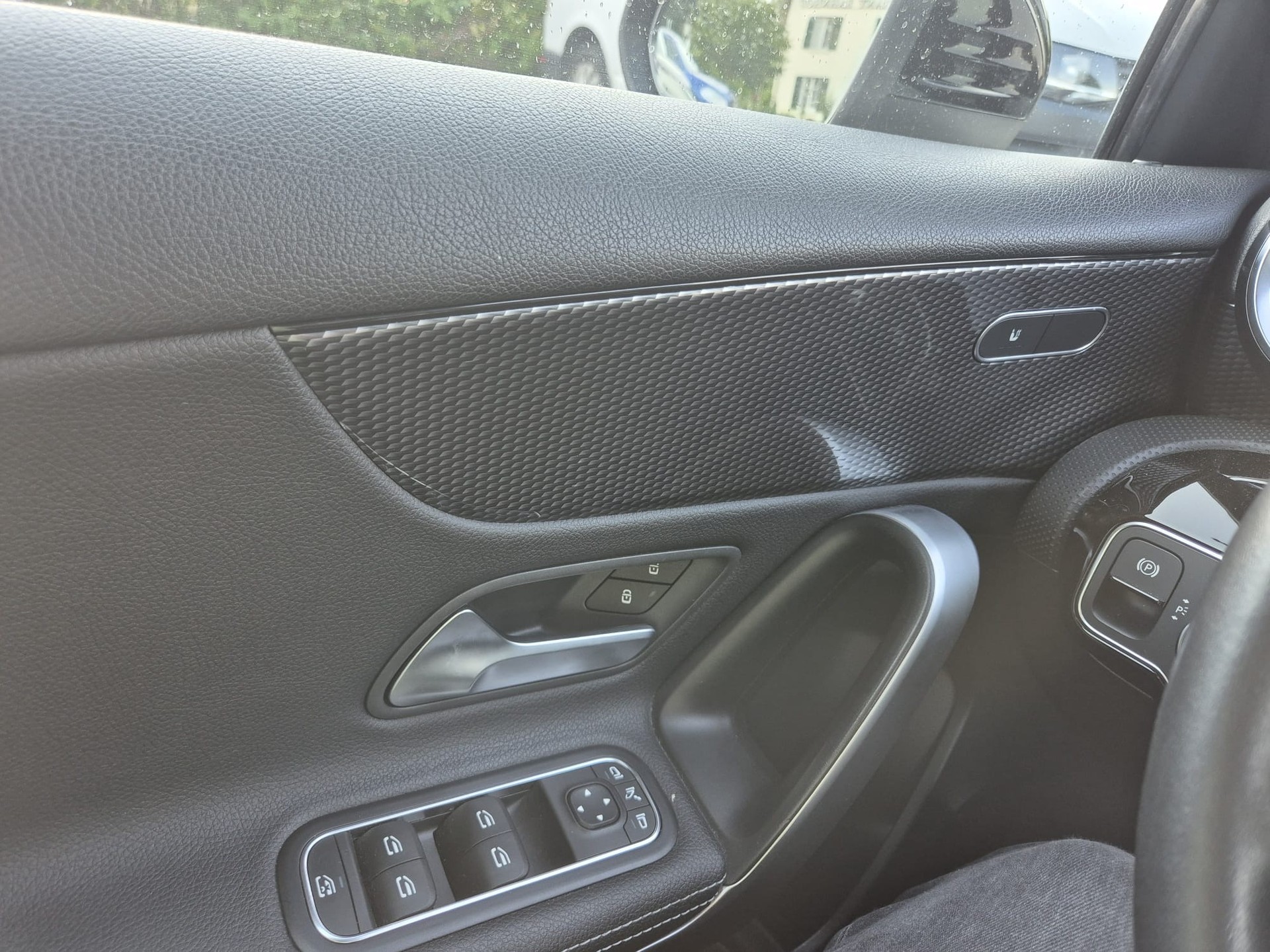 MERCEDES-BENZ A 180 d Style 7G-DCT-image-11