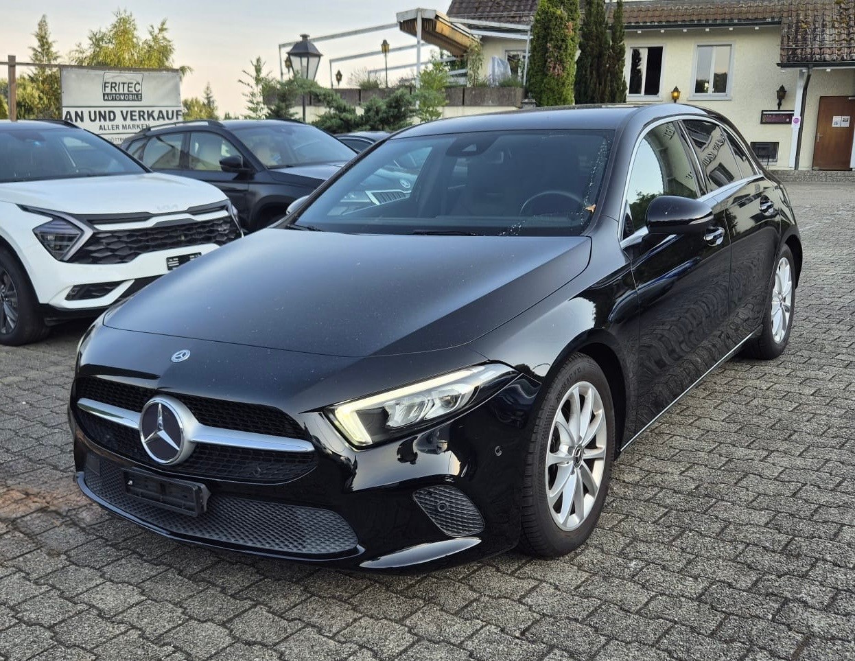 MERCEDES-BENZ A 180 d Style 7G-DCT