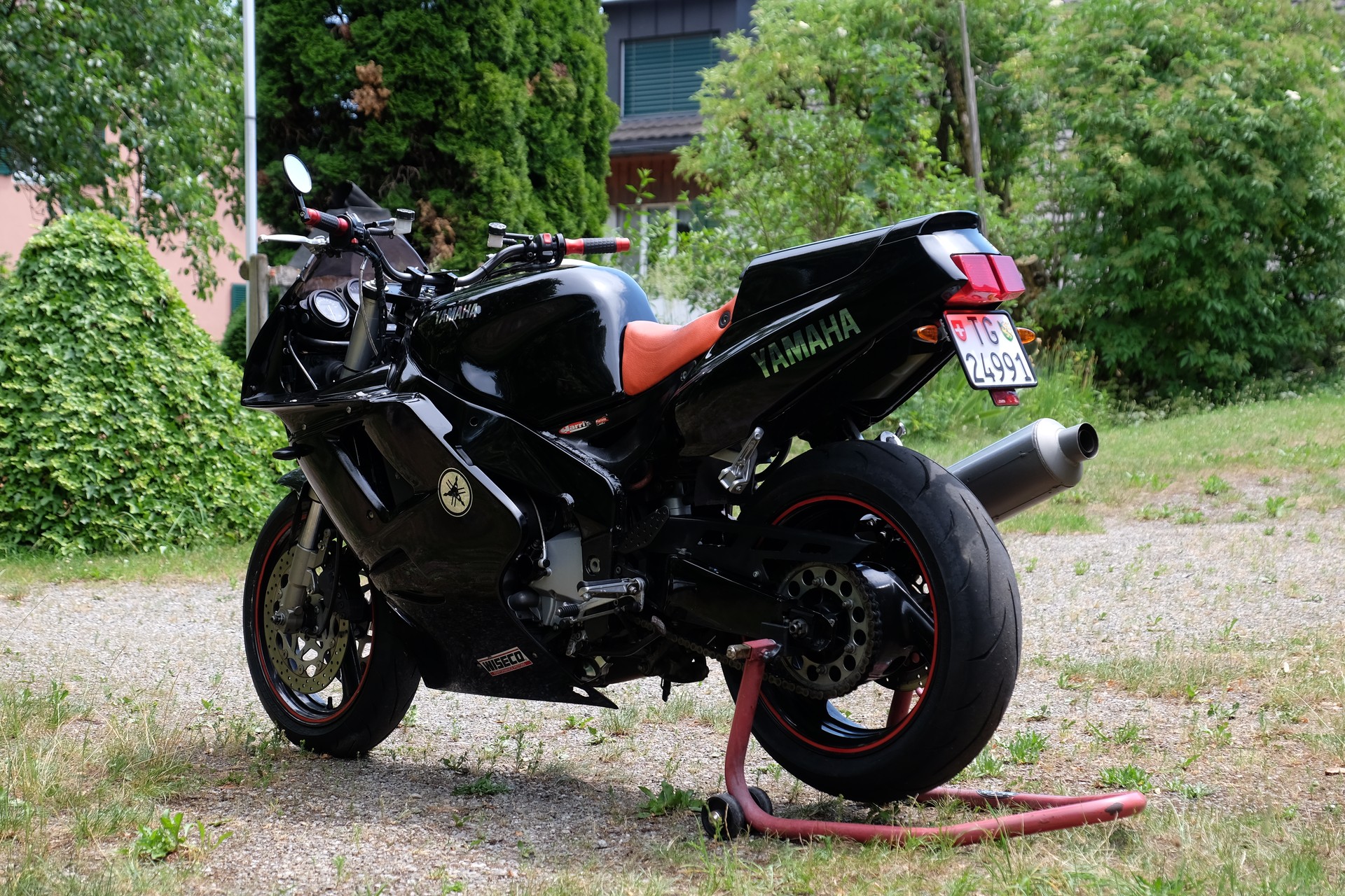 YAMAHA FZR 1000 Ex up USD-image-2