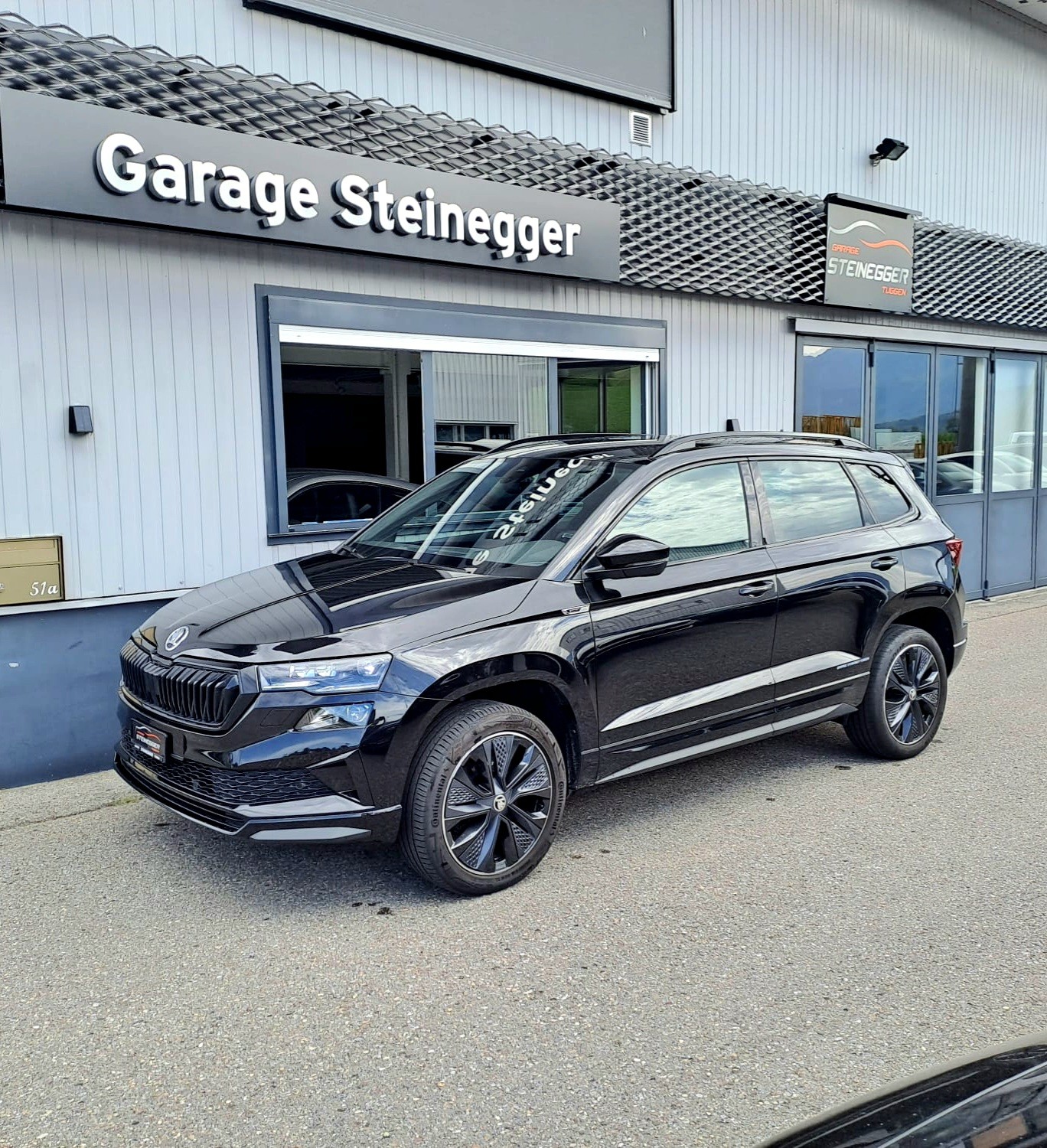 SKODA Karoq 1.5 TSI ACT SportLine DSG-image-2