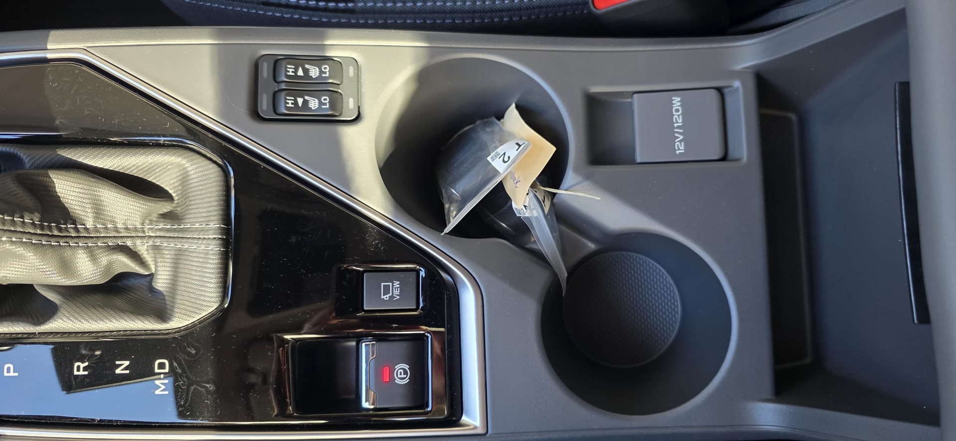 SUBARU Crosstrek 2.0 e-Boxer Swiss Plus AWD Lineartronic-image-15