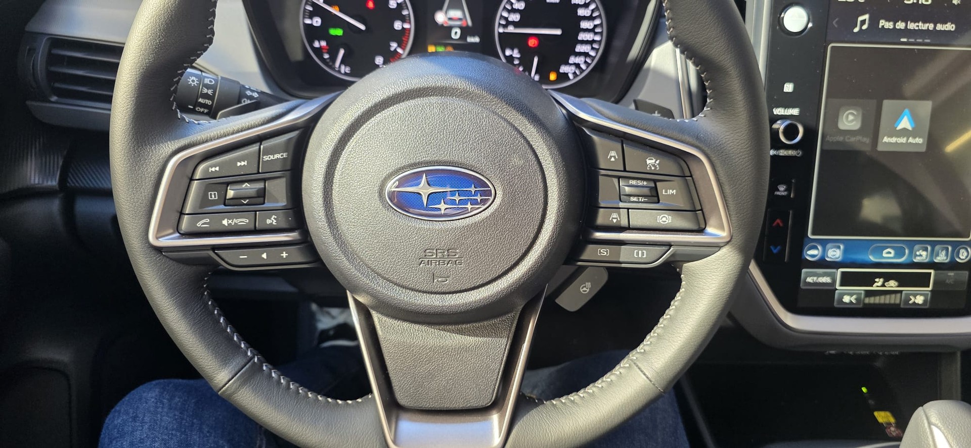 SUBARU Crosstrek 2.0 e-Boxer Swiss Plus AWD Lineartronic-image-11