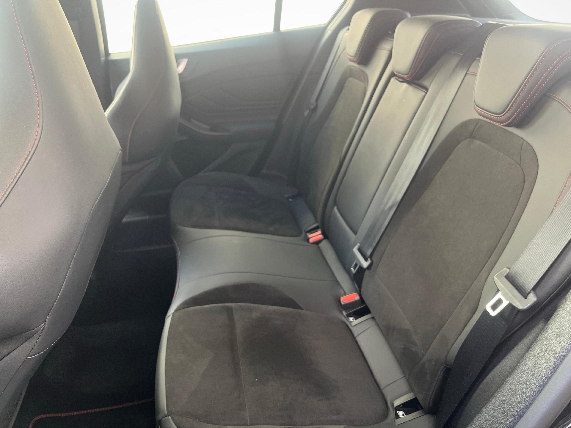 FORD Focus 2.3 EcoB ST X-image-11