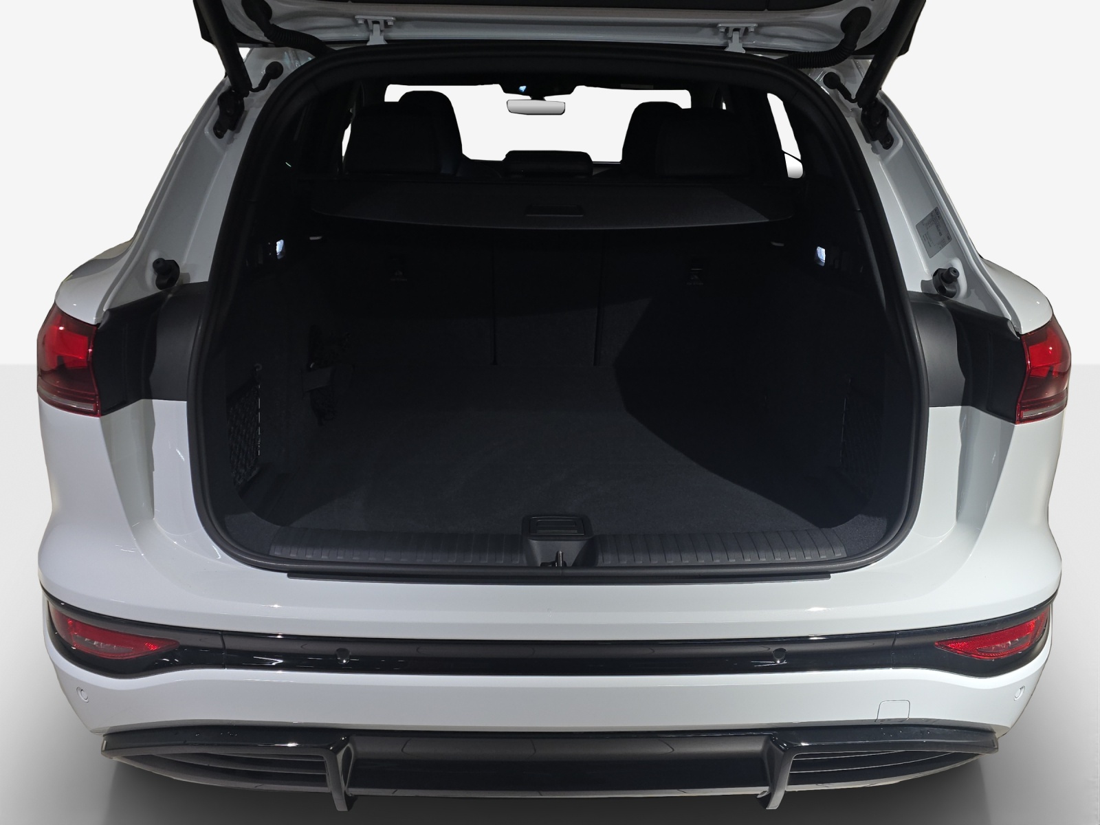 AUDI SQ6 e-tron quattro-image-13