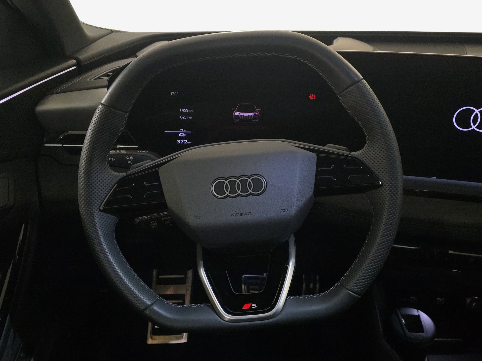 AUDI SQ6 e-tron quattro-image-10