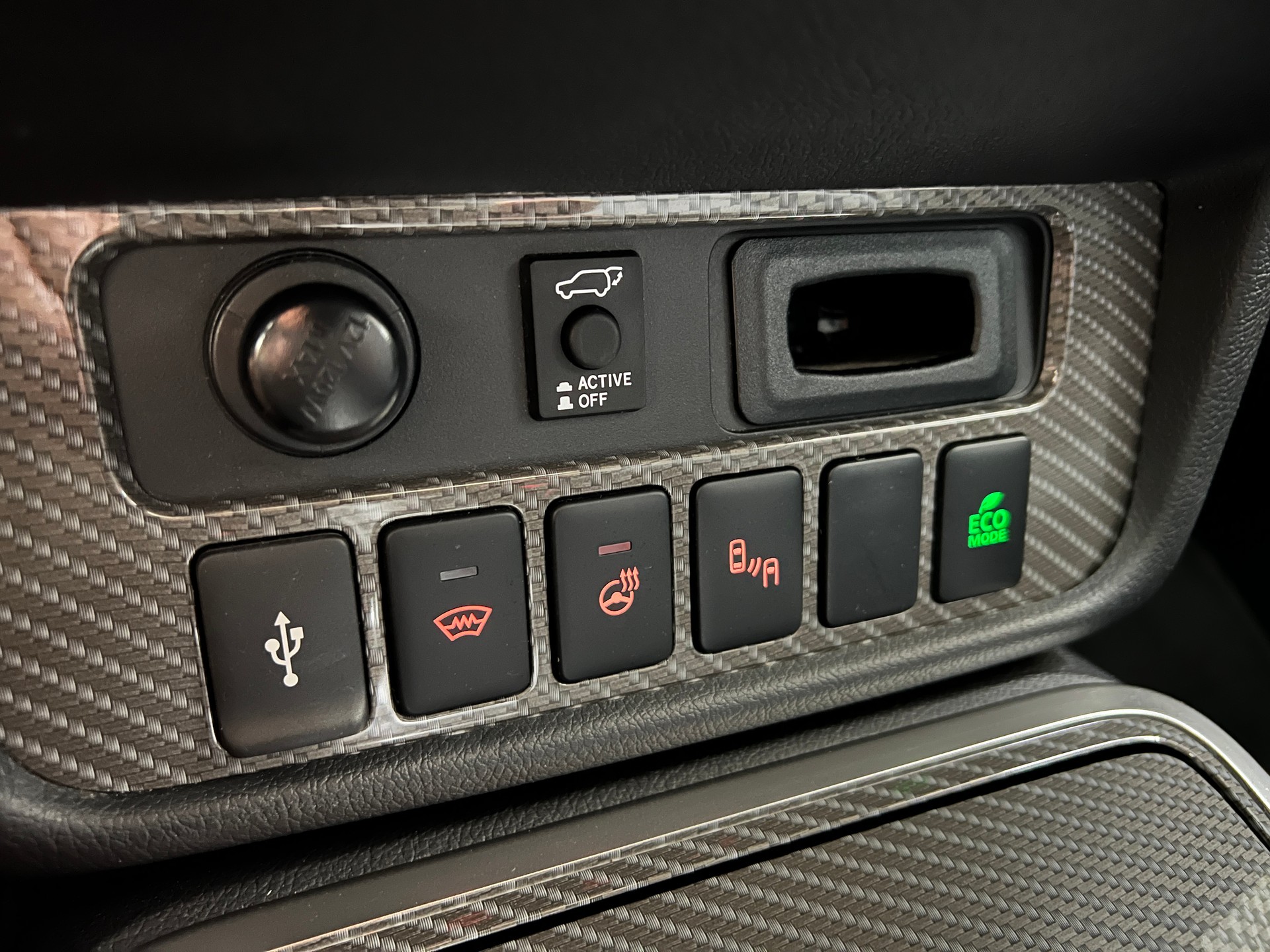 MITSUBISHI Outlander 2.4 PHEV Diamond S-Edition 4WD Automatic-image-18