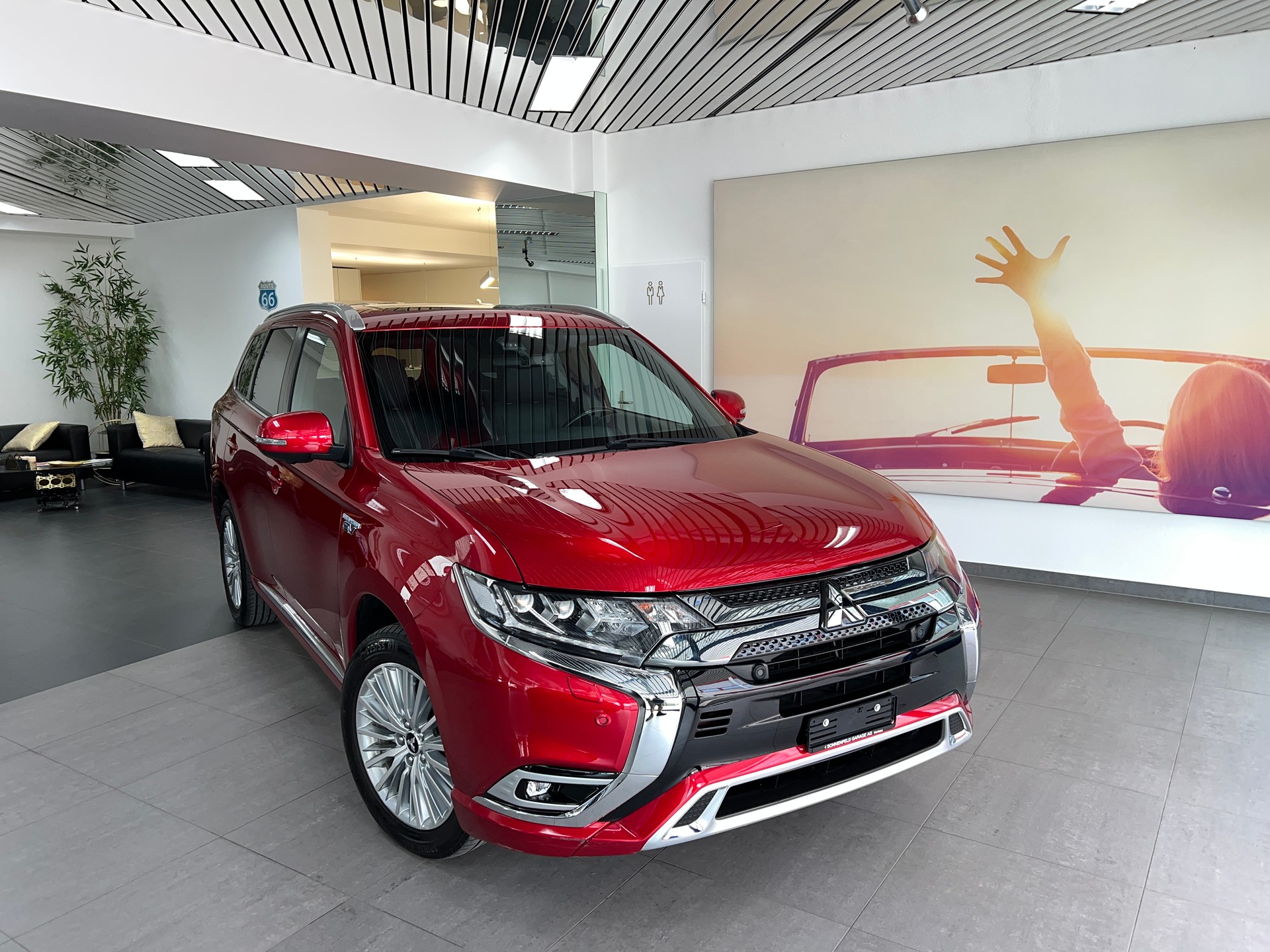 MITSUBISHI Outlander 2.4 PHEV Diamond S-Edition 4WD Automatic