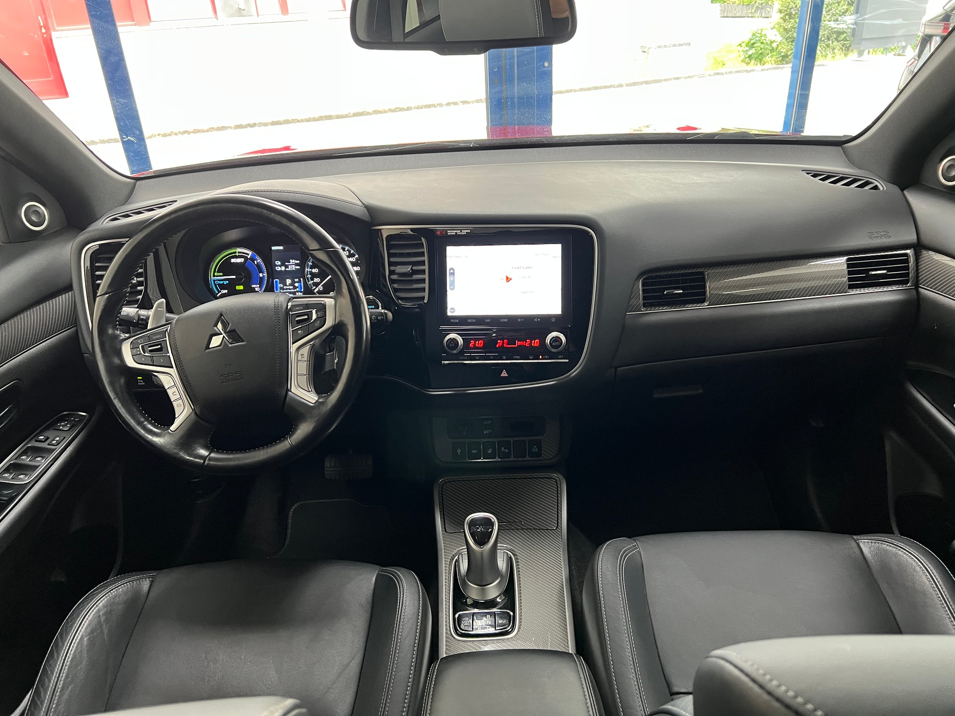 MITSUBISHI Outlander 2.4 PHEV Diamond S-Edition 4WD Automatic-image-9