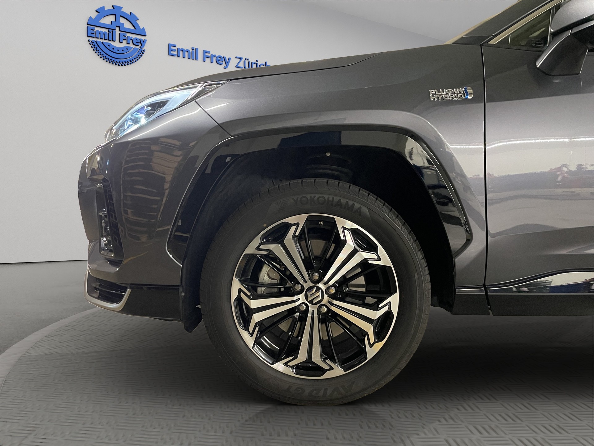 SUZUKI Across 2.5 PHEV Compact Top 4x4-image-10