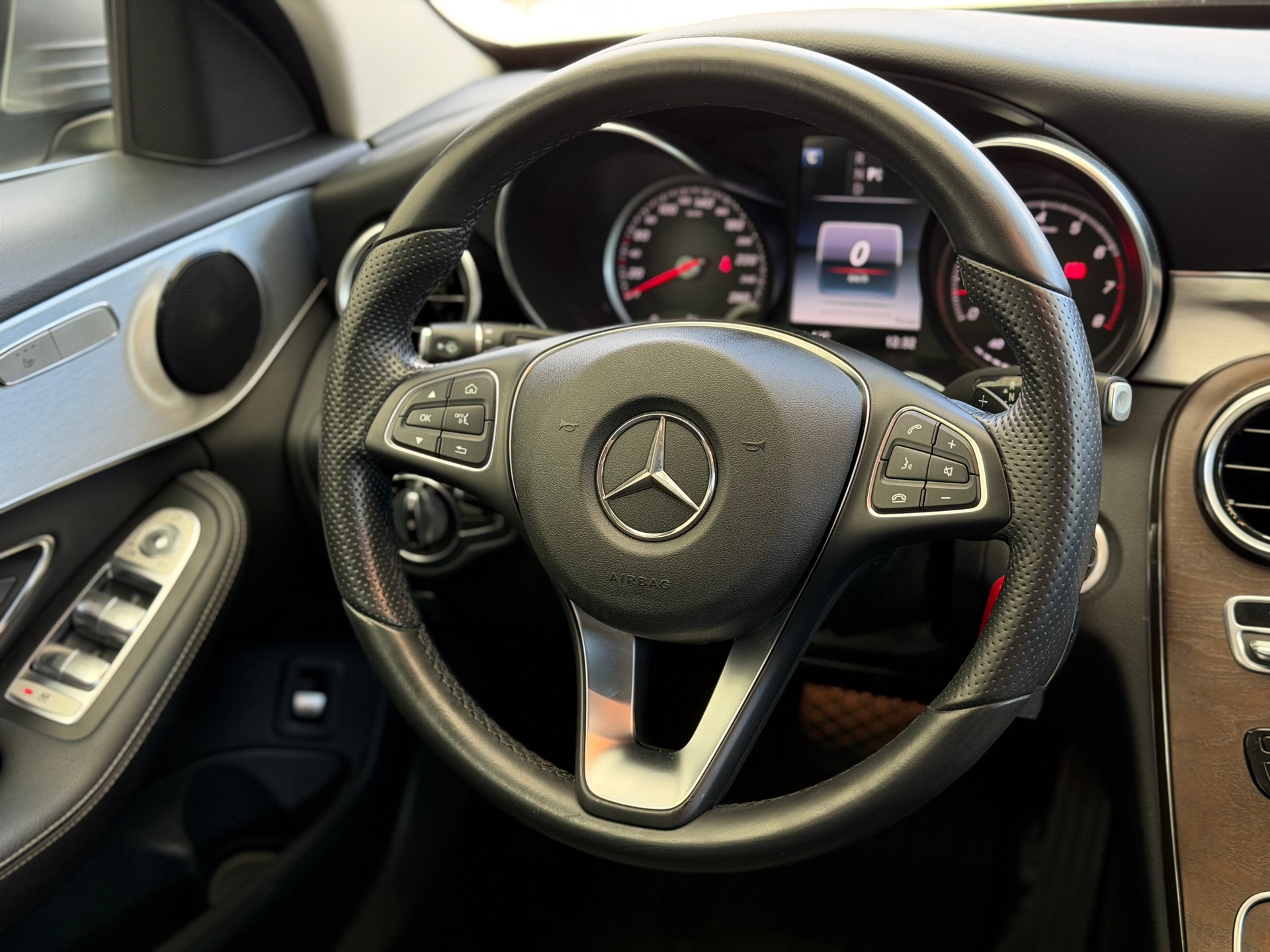 MERCEDES-BENZ C 200 Exclusive 4Matic 7G-Tronic-image-20