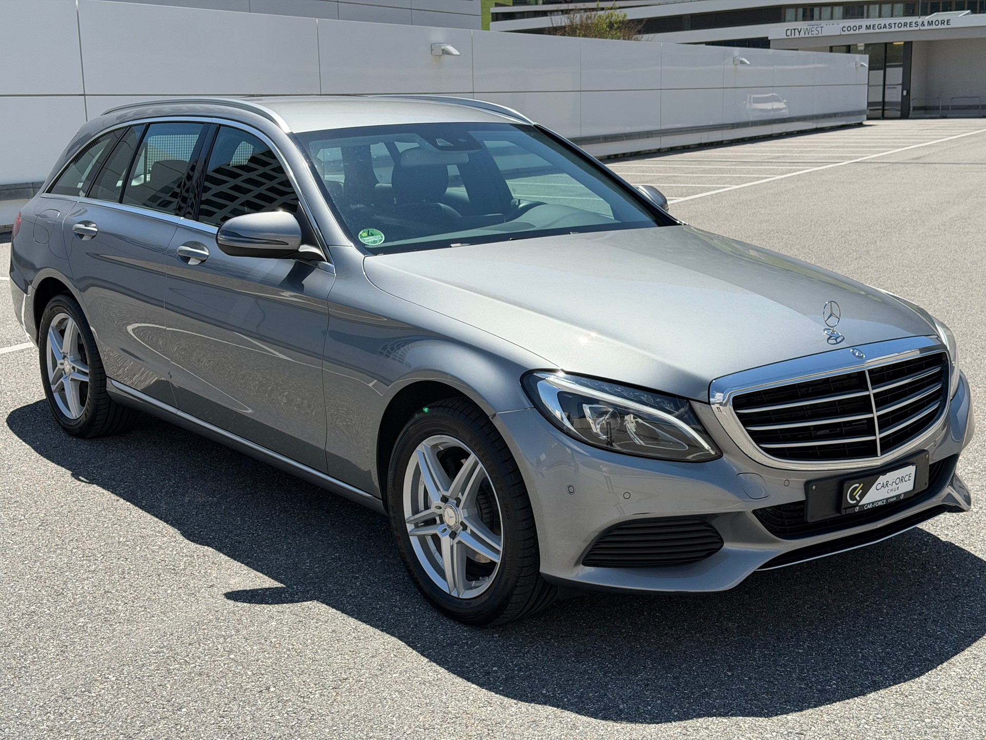 MERCEDES-BENZ C 200 Exclusive 4Matic 7G-Tronic-image-7