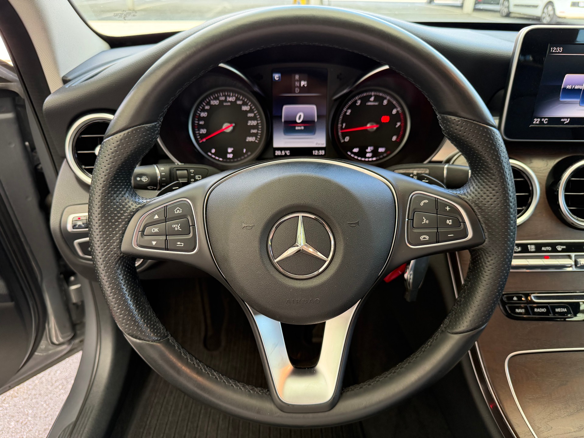 MERCEDES-BENZ C 200 Exclusive 4Matic 7G-Tronic-image-26