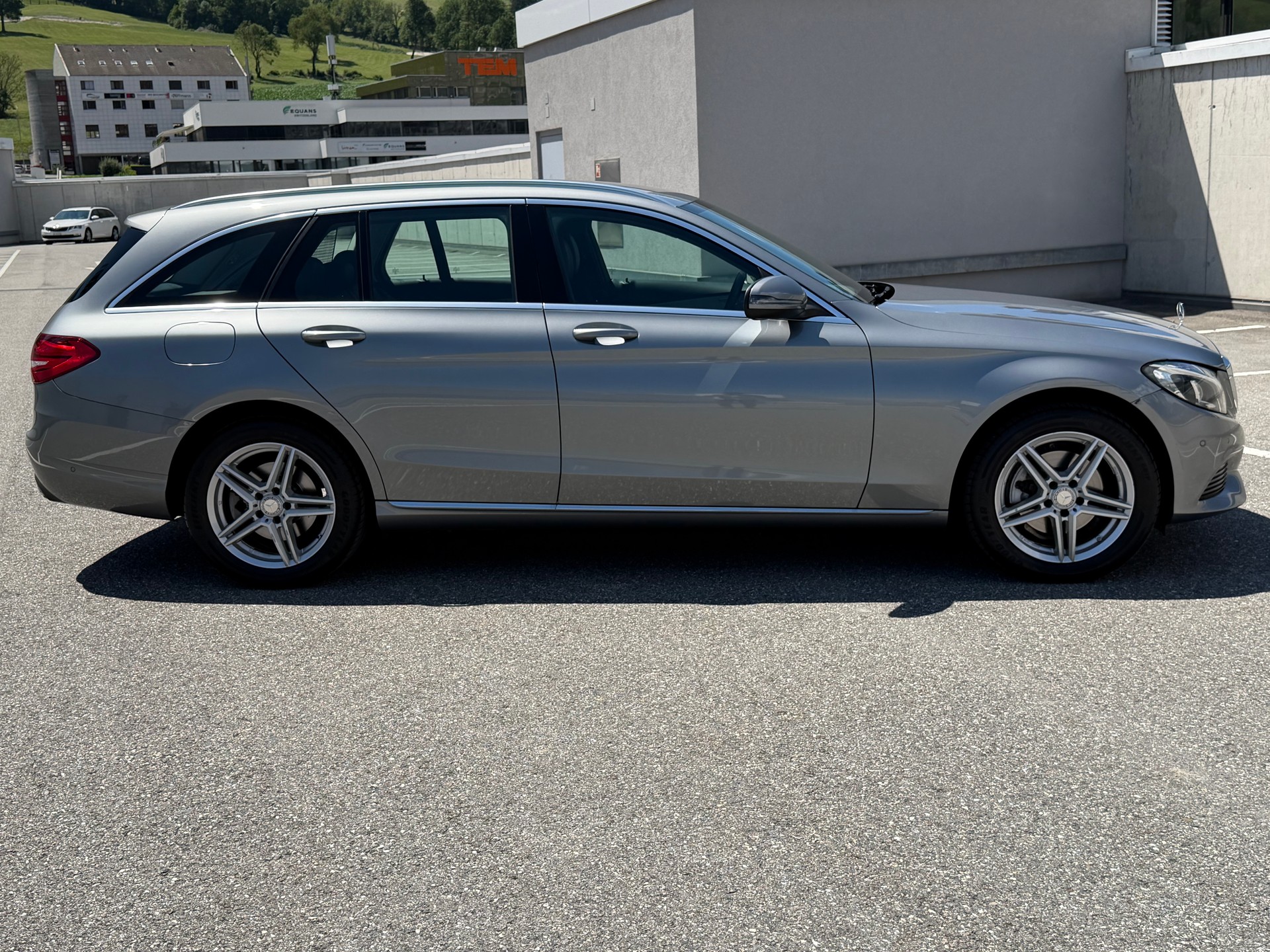 MERCEDES-BENZ C 200 Exclusive 4Matic 7G-Tronic-image-6