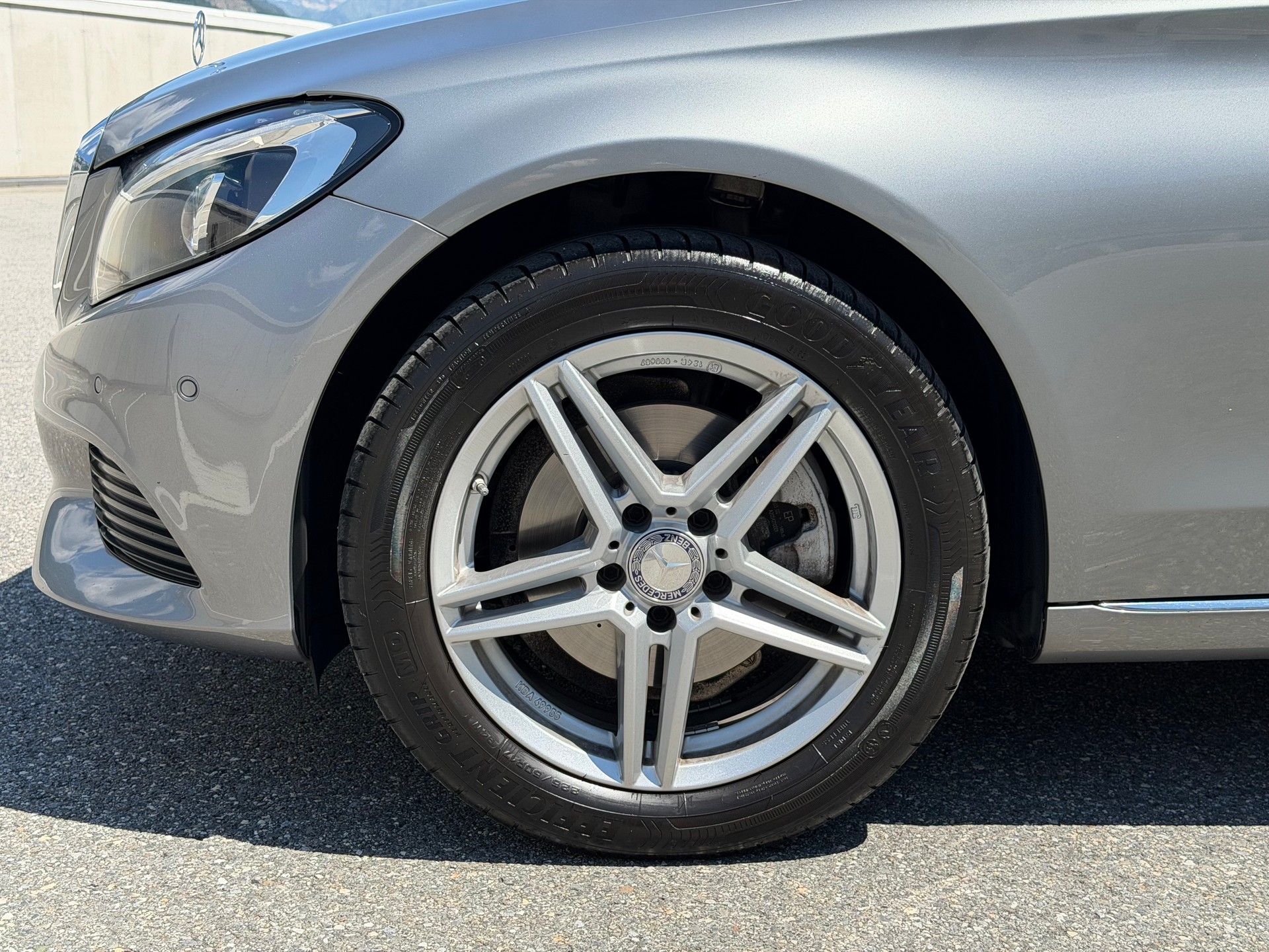 MERCEDES-BENZ C 200 Exclusive 4Matic 7G-Tronic-image-10