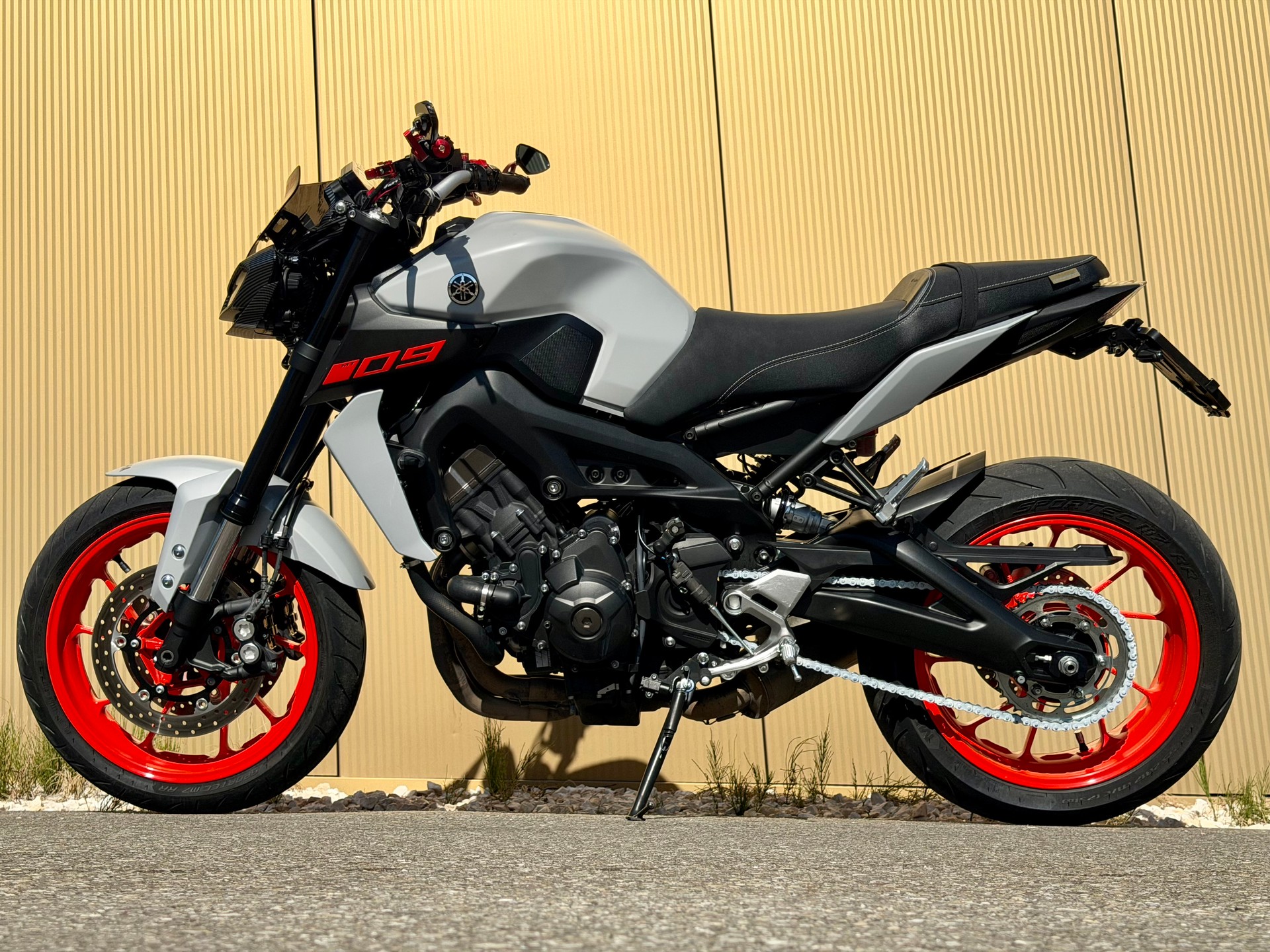 YAMAHA MT-09 ABS-image-10