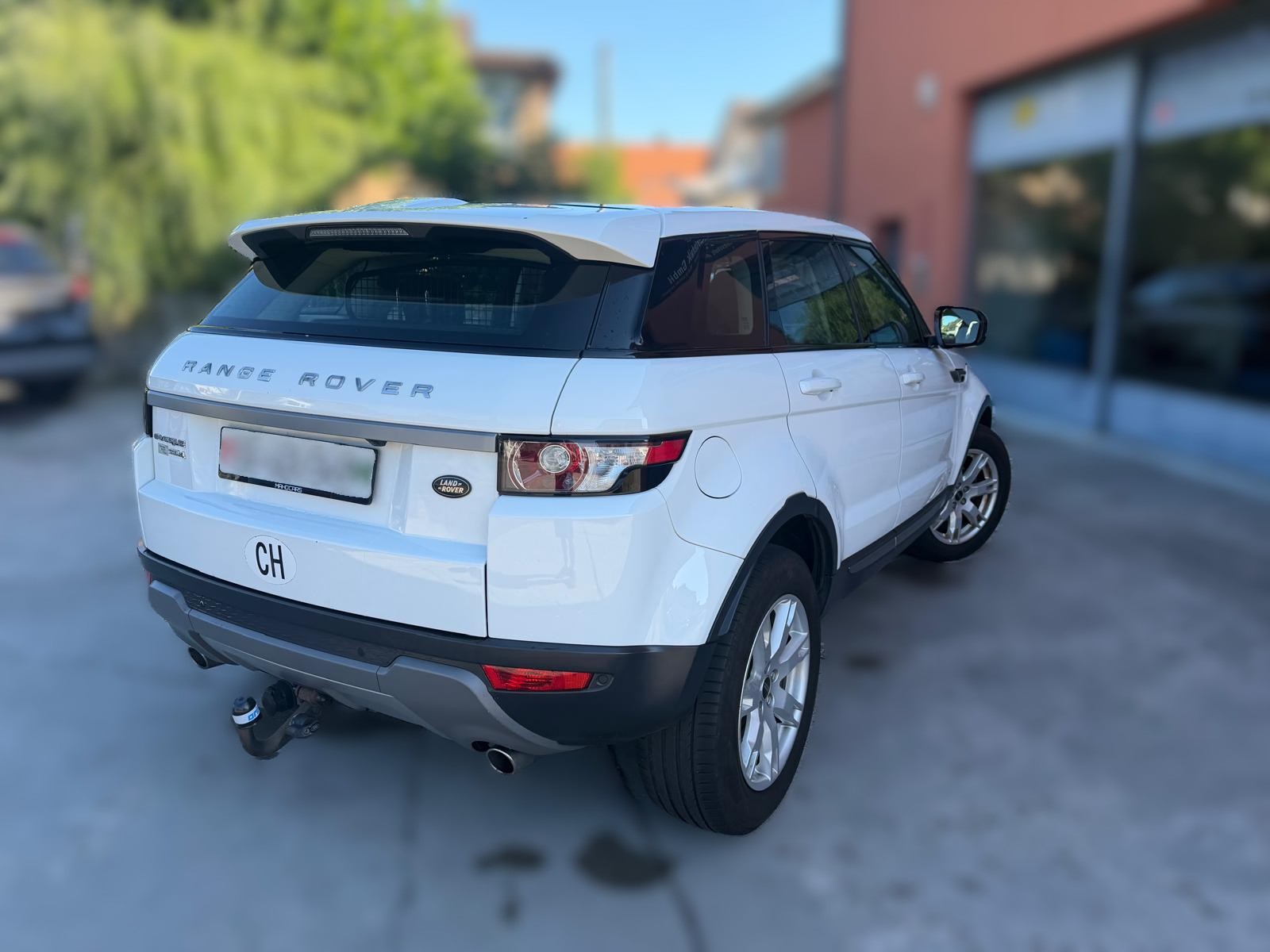 LAND ROVER Range Rover Evoque 2.2 SD4 Prestige AT6-image-5