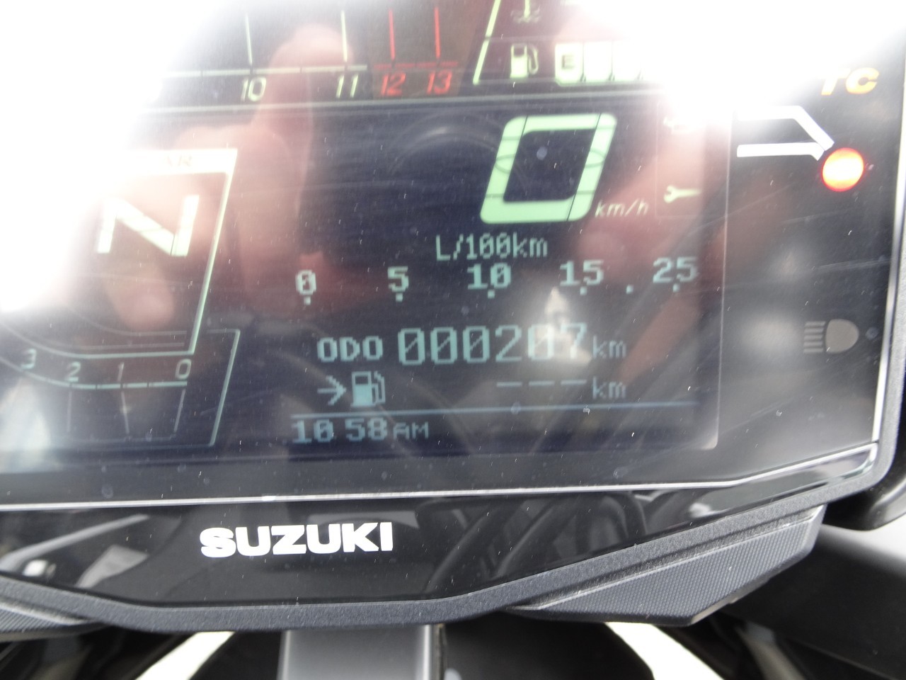 SUZUKI GSX-S 1000 Katana-image-5