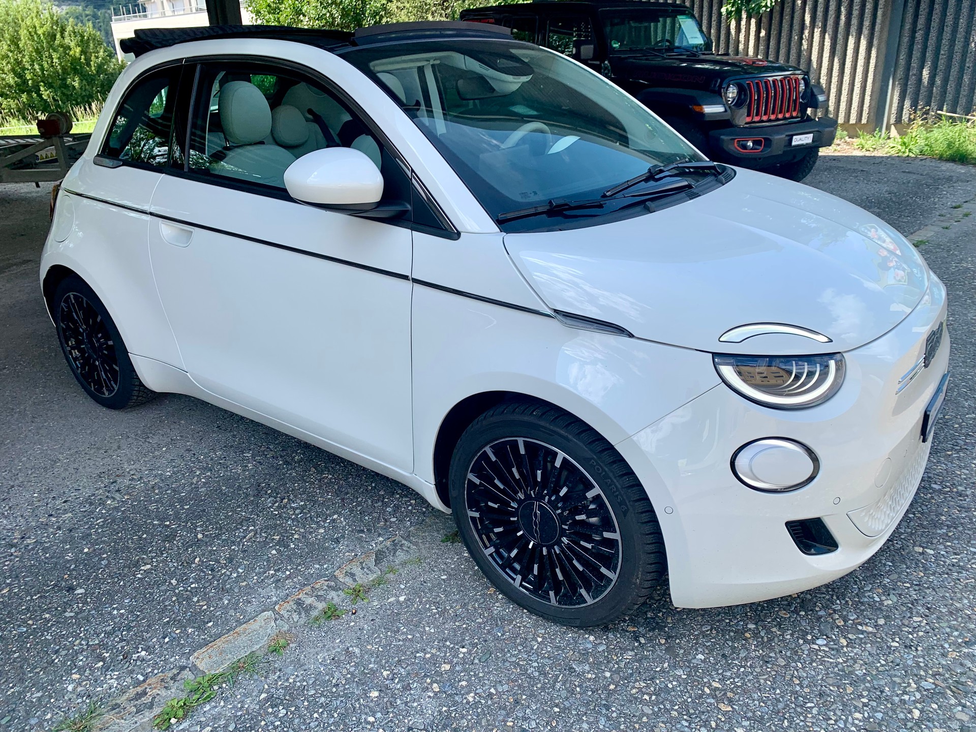 FIAT 500 C el 87 kW La Prima