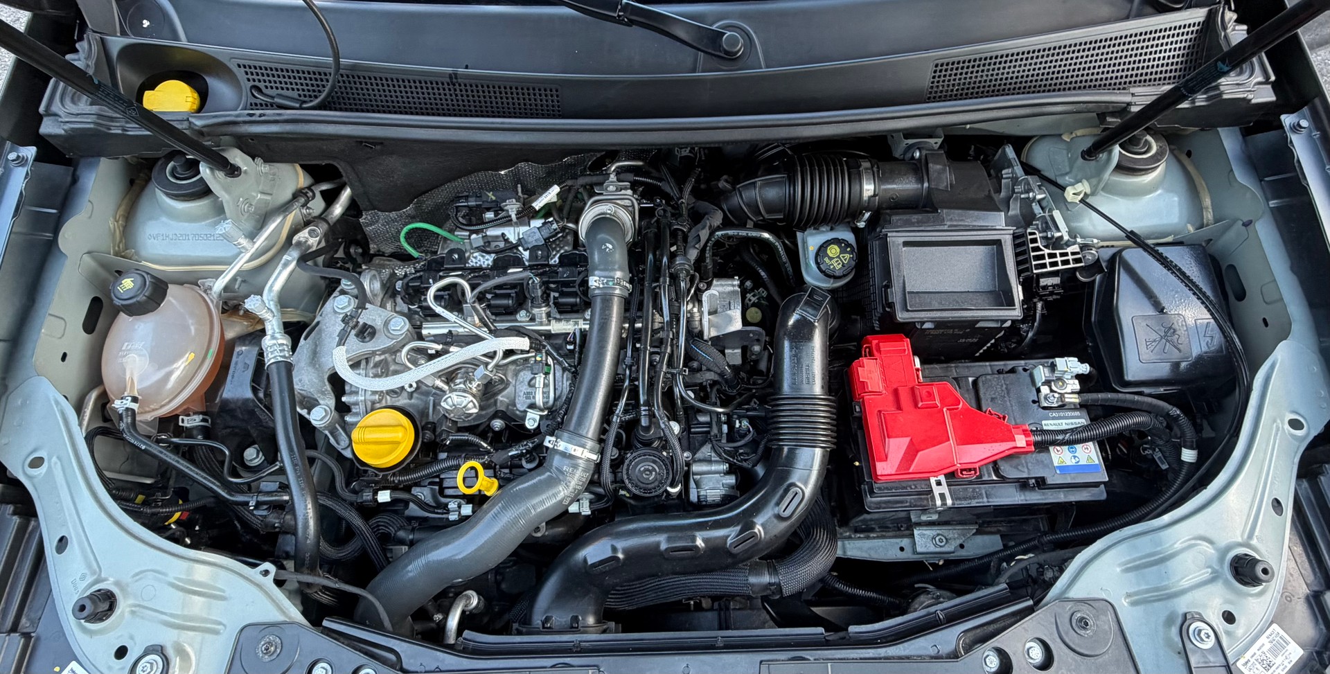 DACIA Duster TCe 150 SWISS EDITION Automatik-image-27