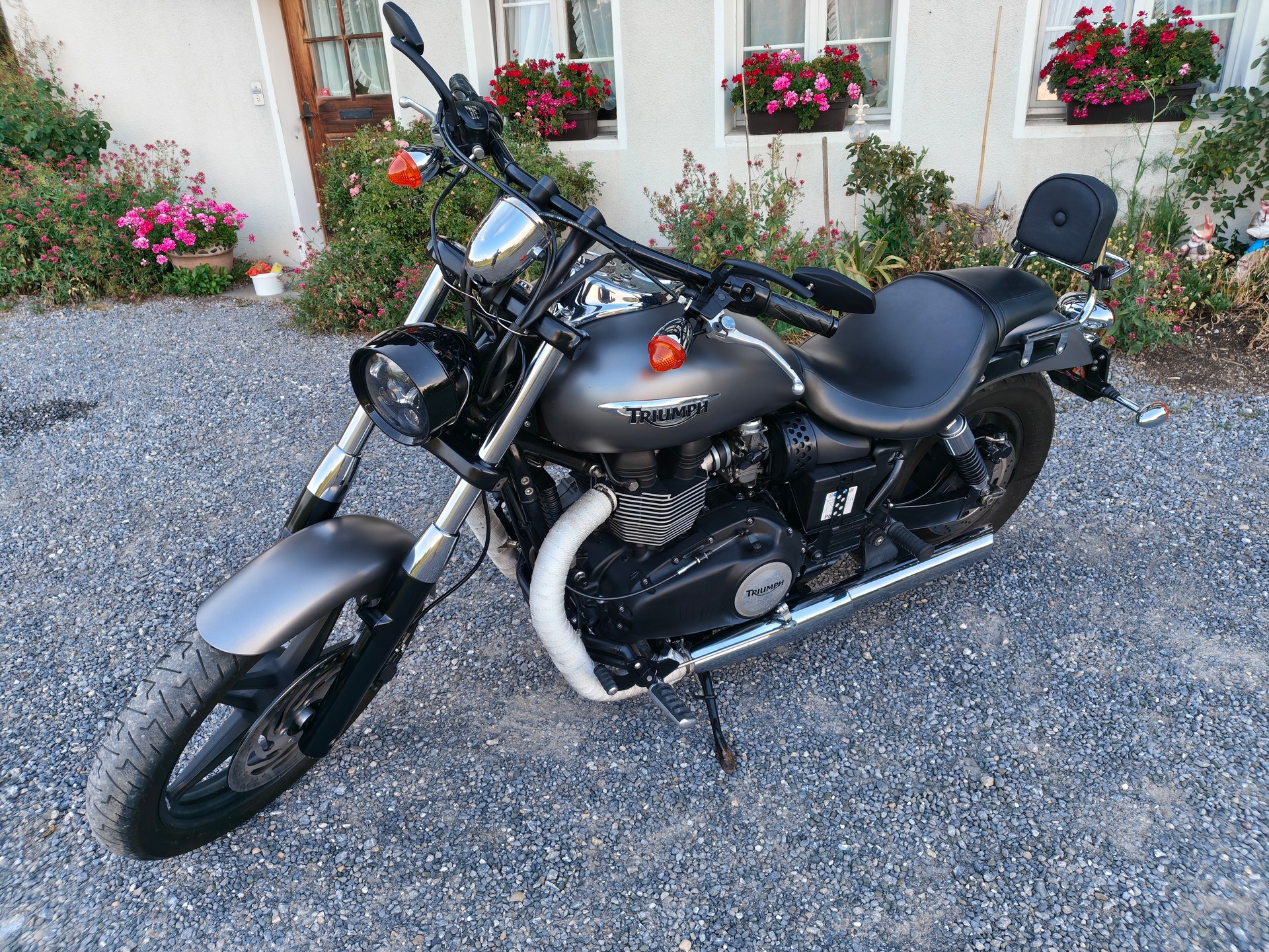 TRIUMPH Speedmaster 900 i-image-2