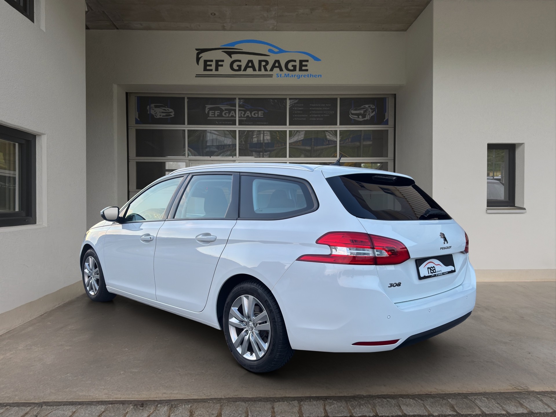 PEUGEOT 308 SW 1.6 BlueHDI Active Automatic-image-6
