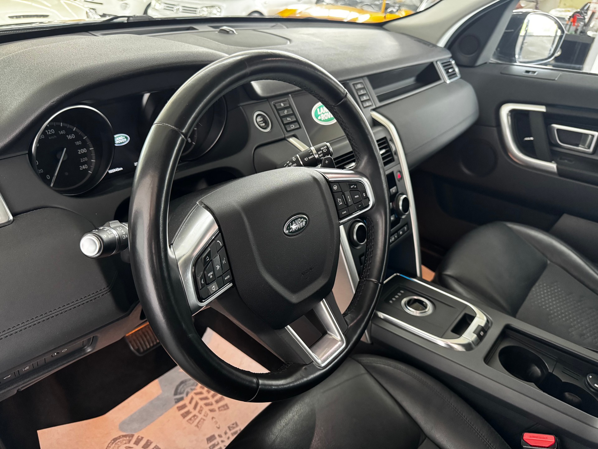 LAND ROVER Discovery Sport 2.0 Si4 Pure AT9-image-11