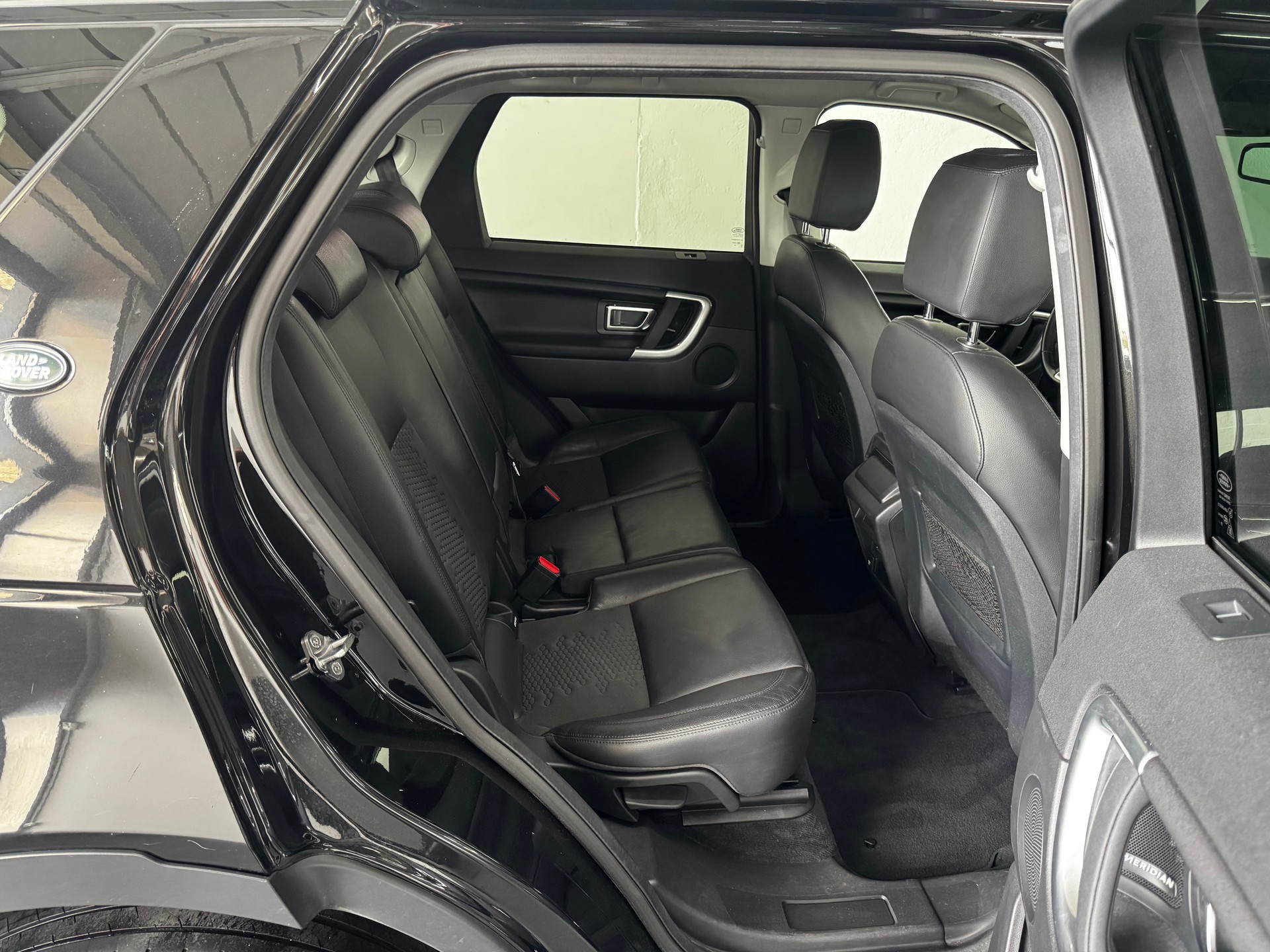 LAND ROVER Discovery Sport 2.0 Si4 Pure AT9-image-21
