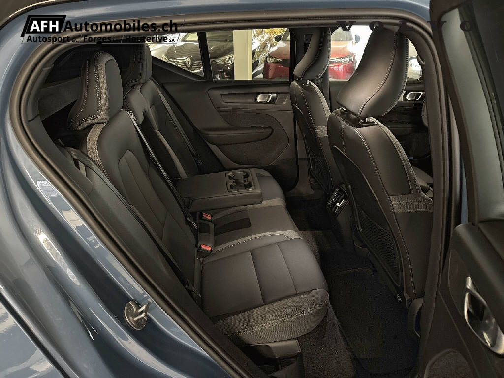 VOLVO XC40 P8 Twin Ultimate AWD-image-15
