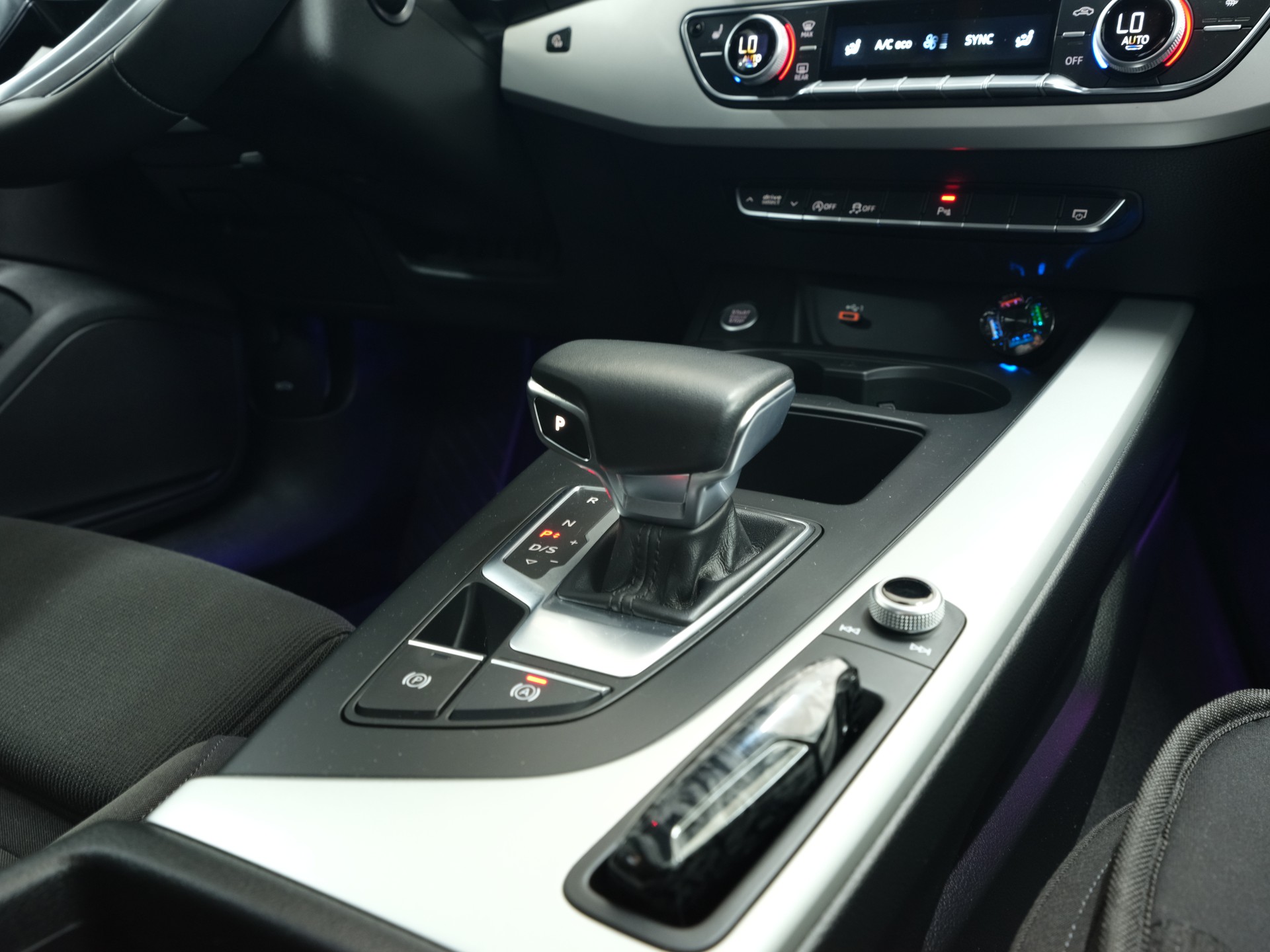 AUDI A5 Sportback 35 TDI S-Line S-tronic *Carplay* *S-Line* *Rückfahrkamera*-image-22