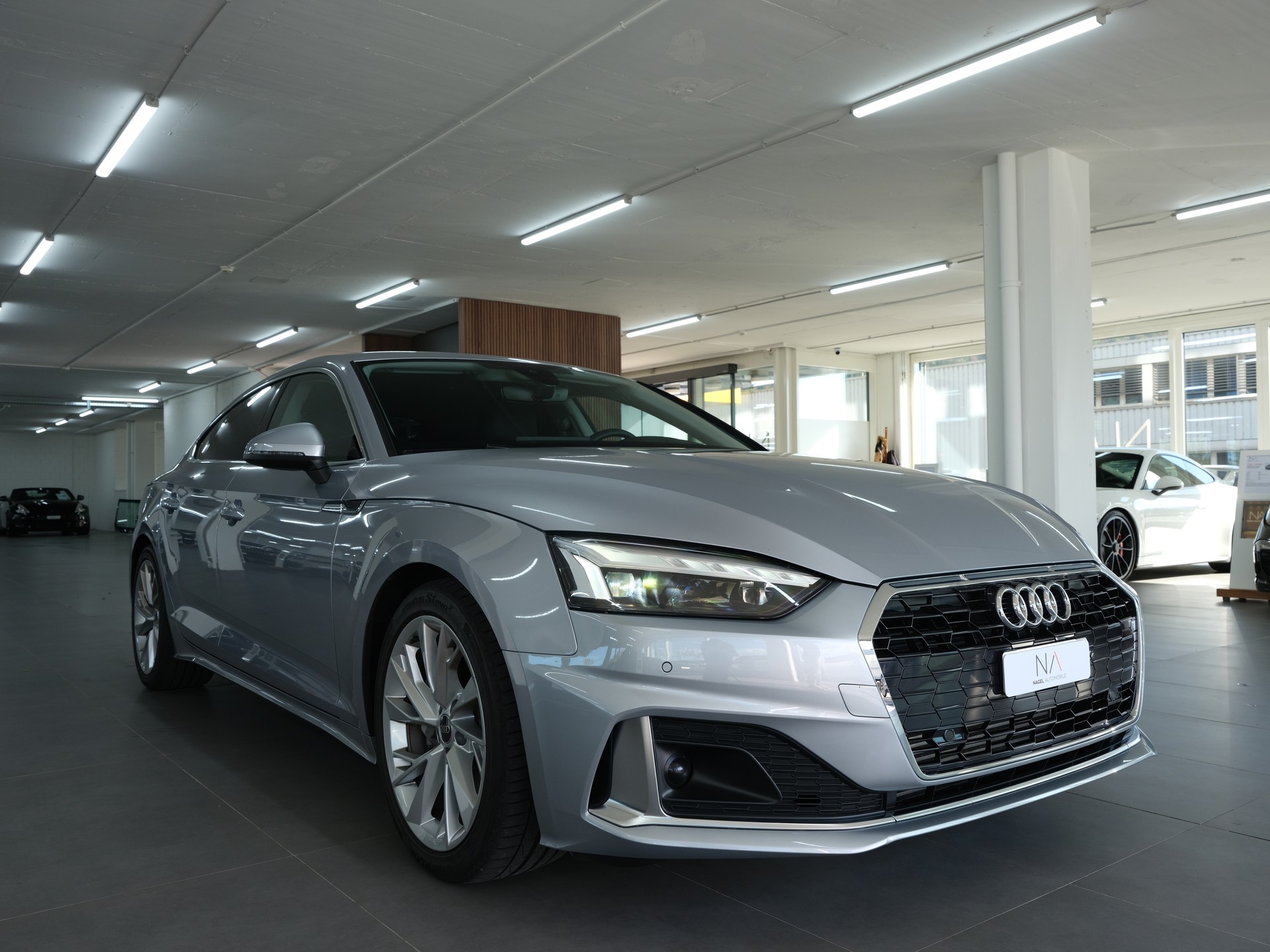 AUDI A5 Sportback 35 TDI S-Line S-tronic *Carplay* *S-Line* *Rückfahrkamera*-showroom-element-1