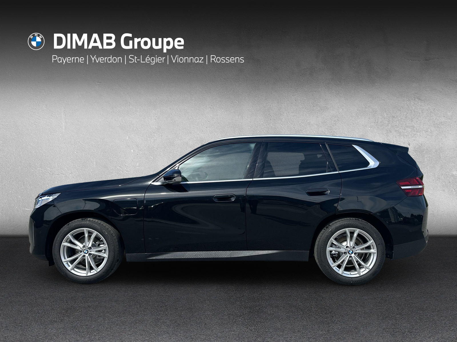 BMW X3 xDrive 30e-showroom-element-1