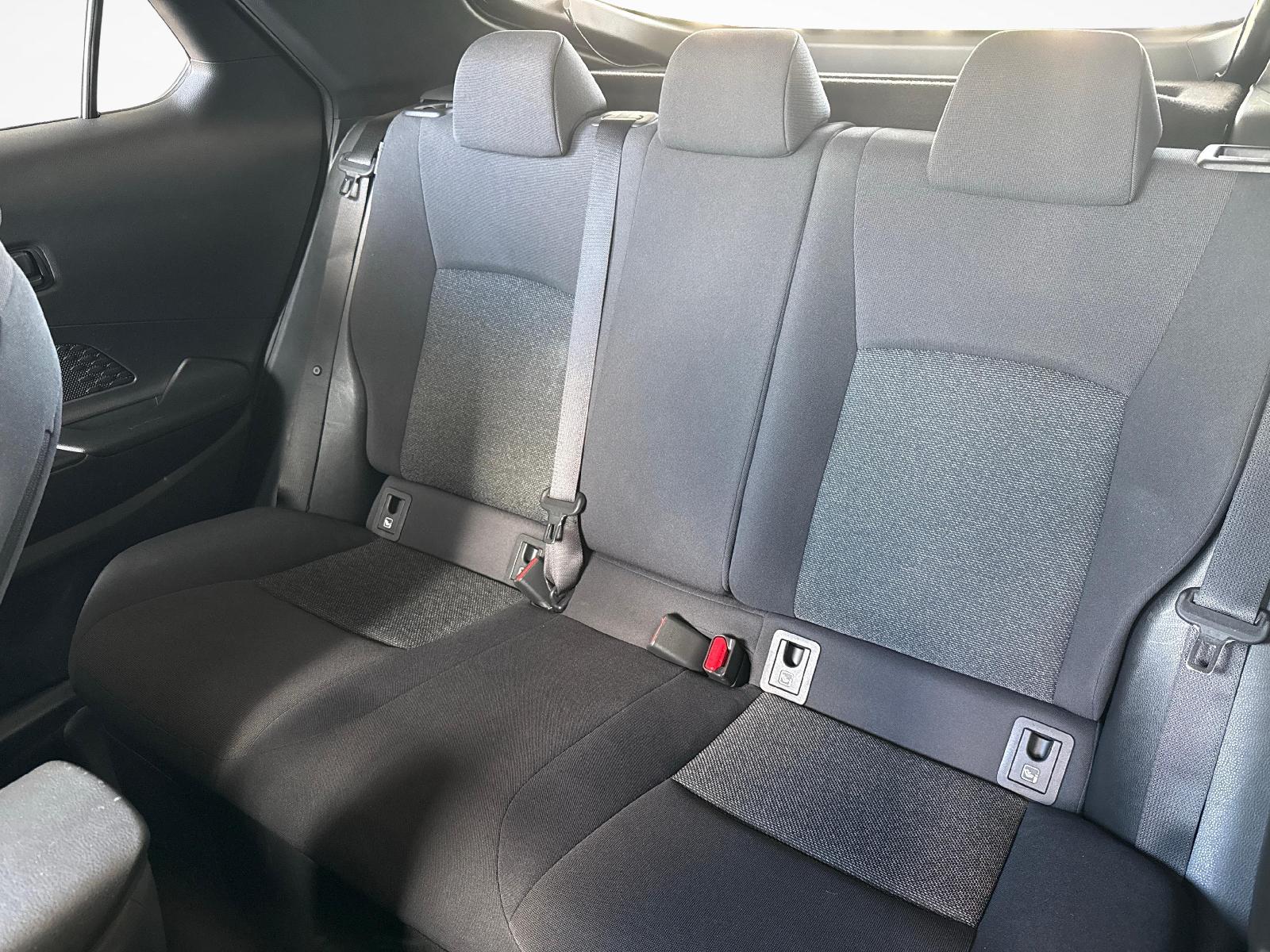 TOYOTA C-HR 1.8 HEV Comfort-image-10