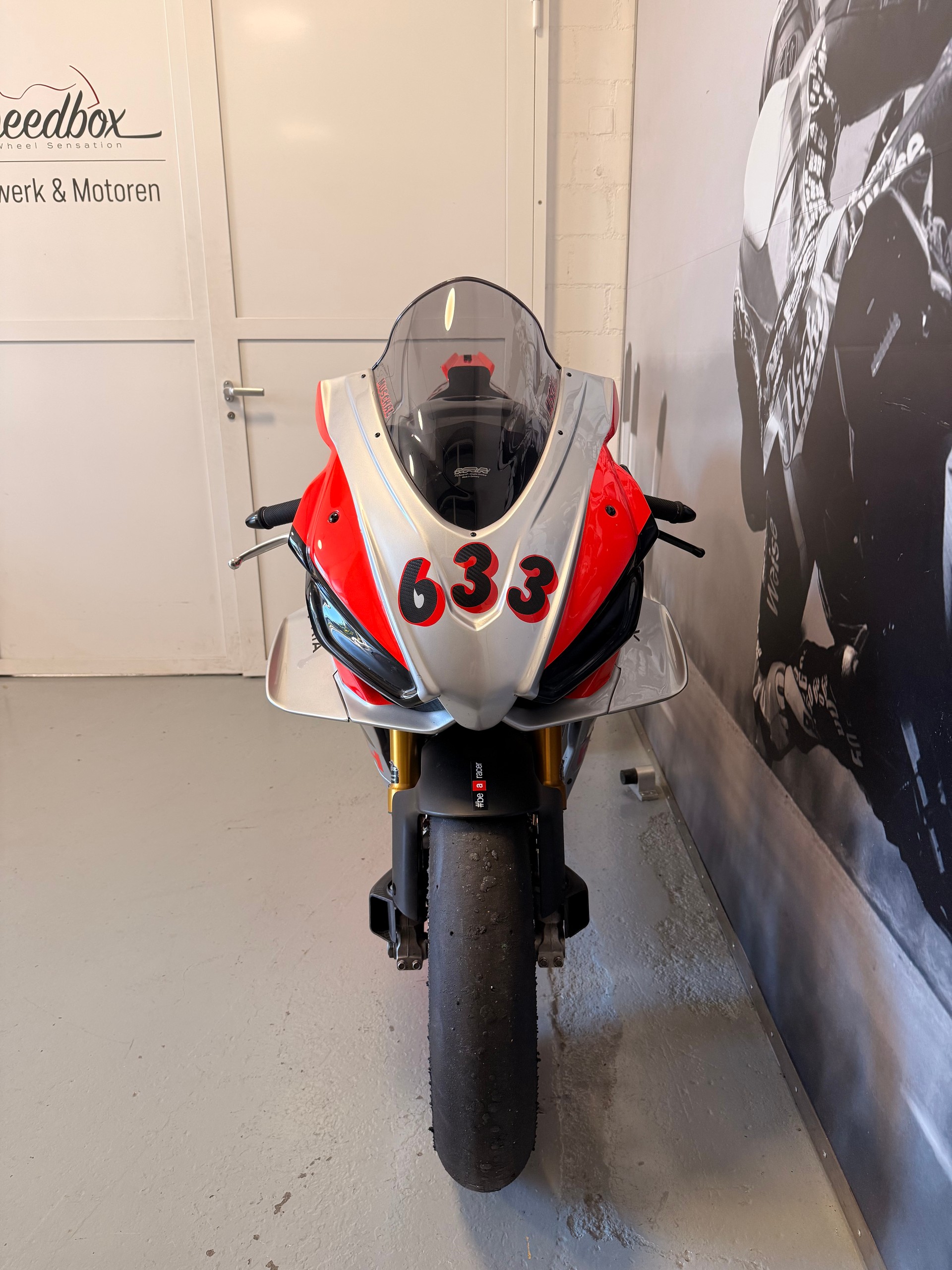 APRILIA RSV4 Factory Stock 1-image-2