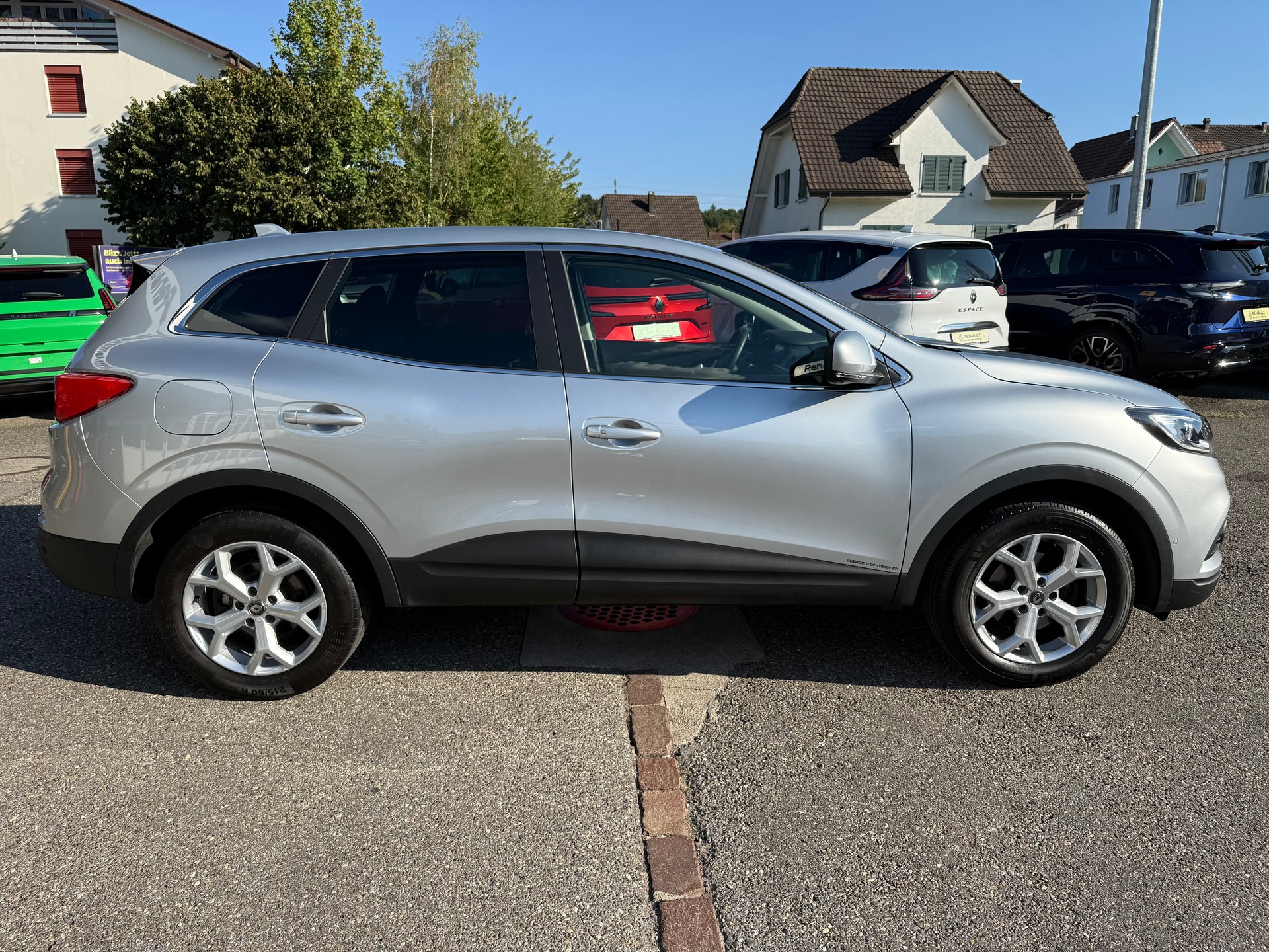 RENAULT Kadjar 1.3 16V Turbo Zen-image-6