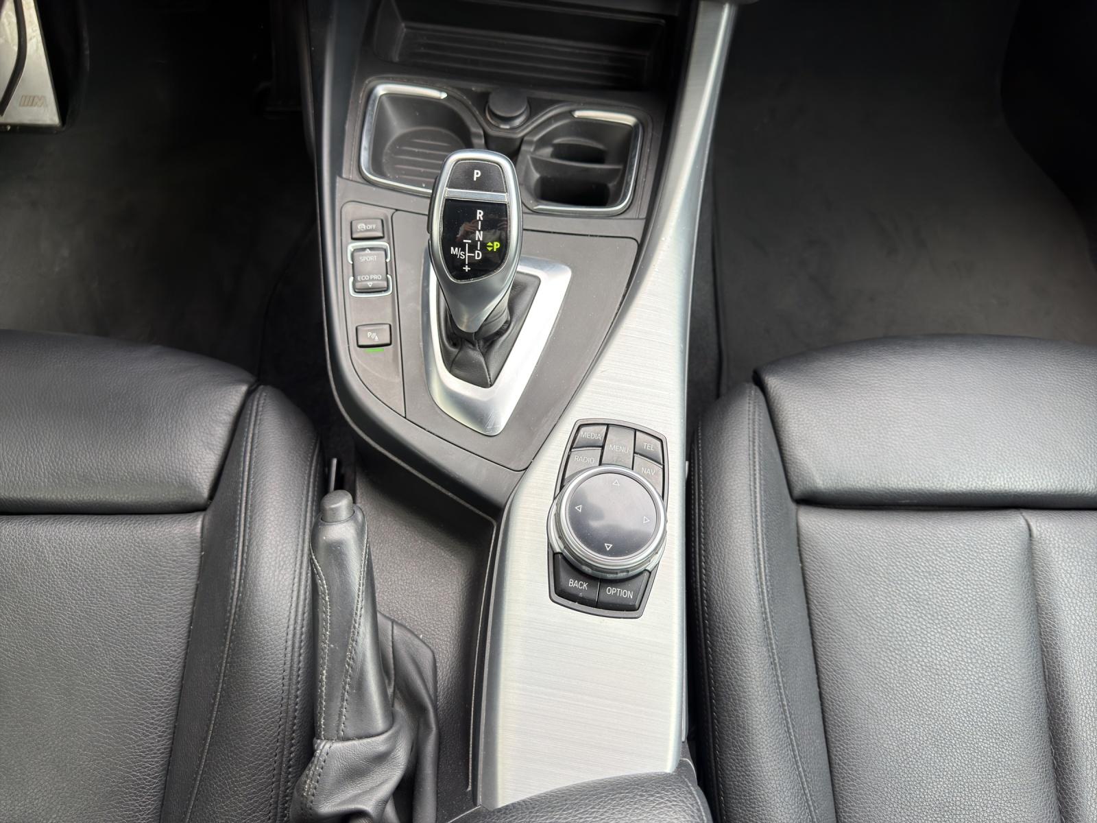 BMW M135i xDrive Steptronic (CH)⛽-image-14