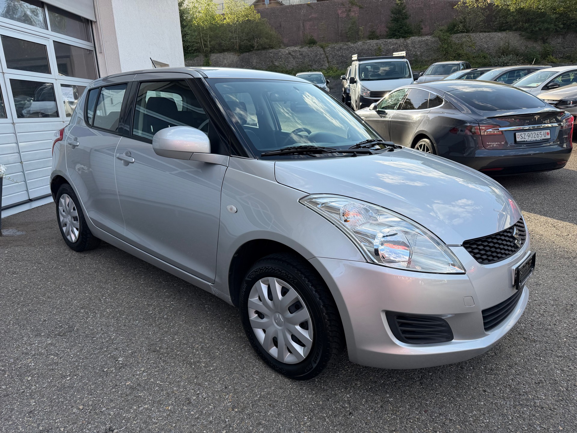SUZUKI Swift 1.2i 16V GL Top 4x4-showroom-element-3