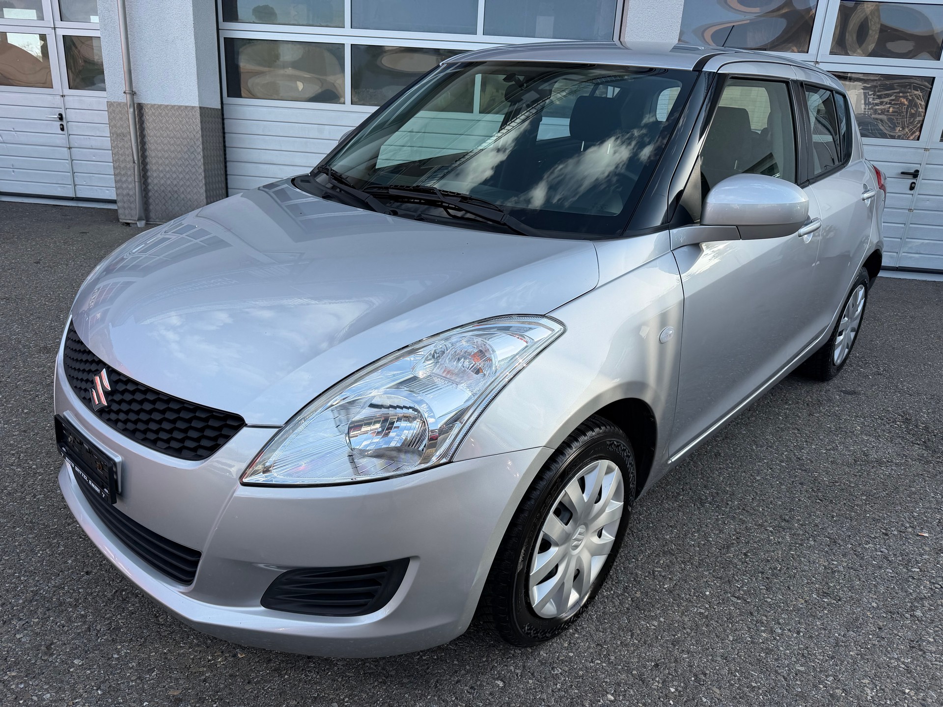 SUZUKI Swift 1.2i 16V GL Top 4x4