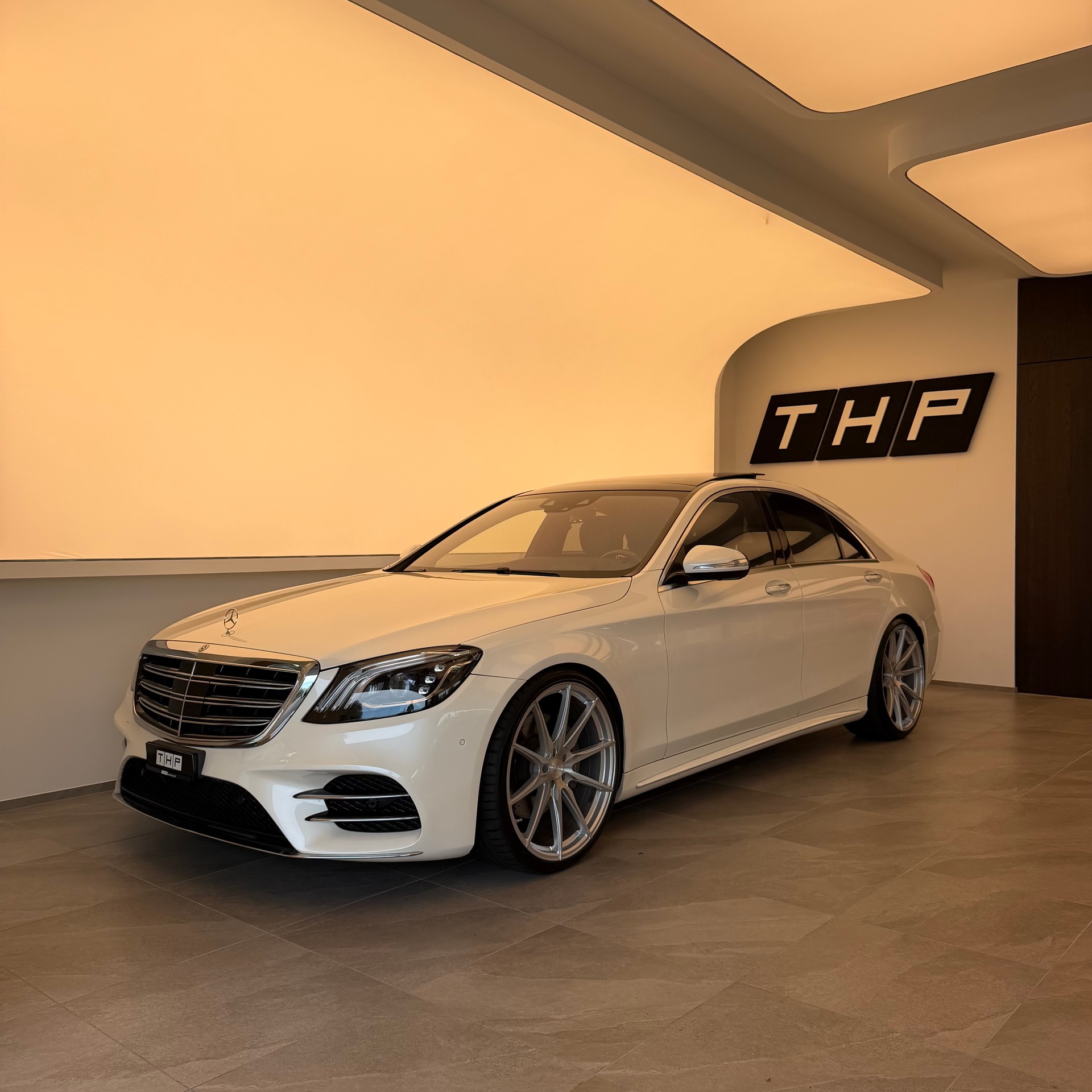 MERCEDES-BENZ S 560 9G-Tronic